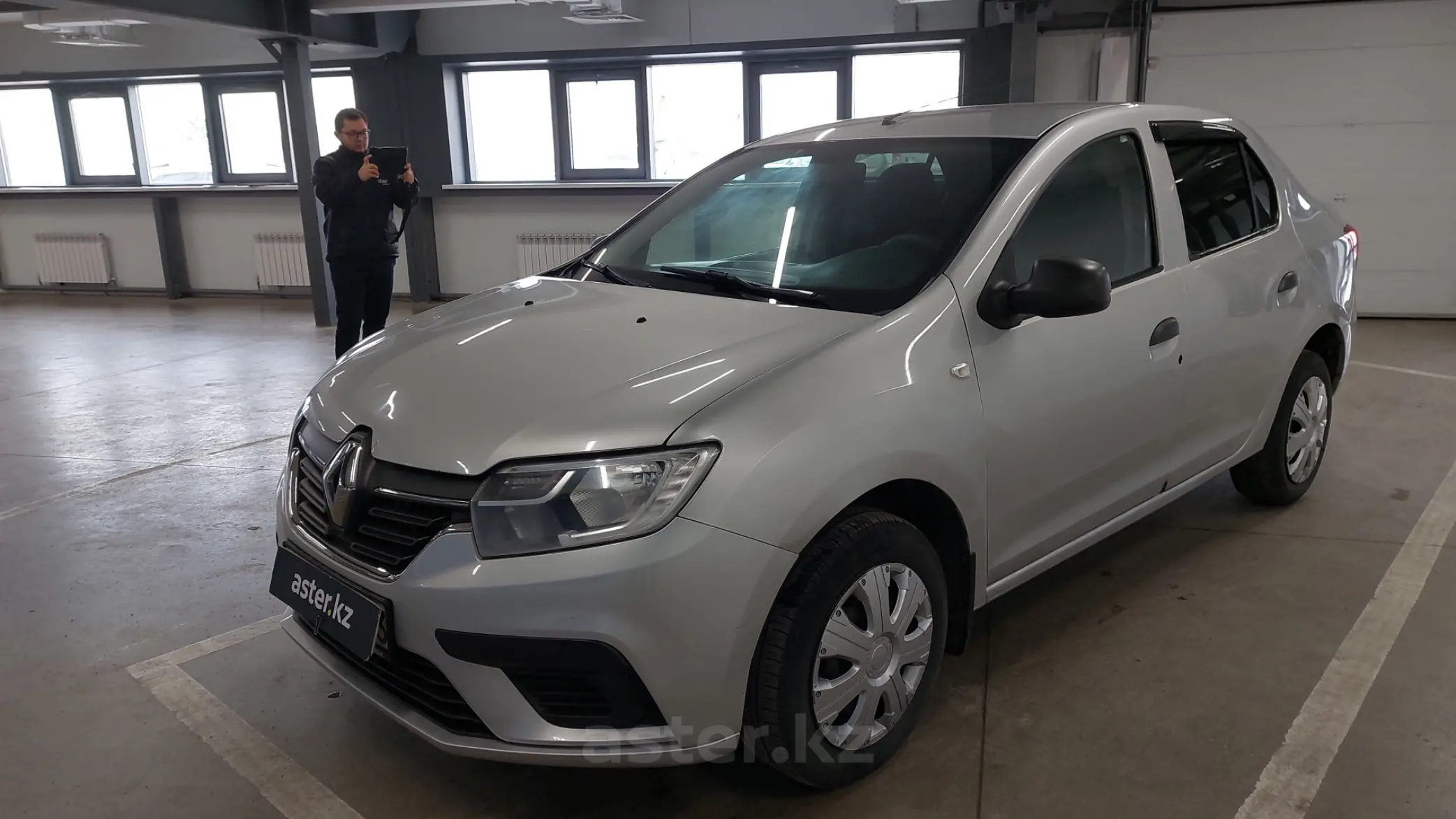 Renault Logan 2018