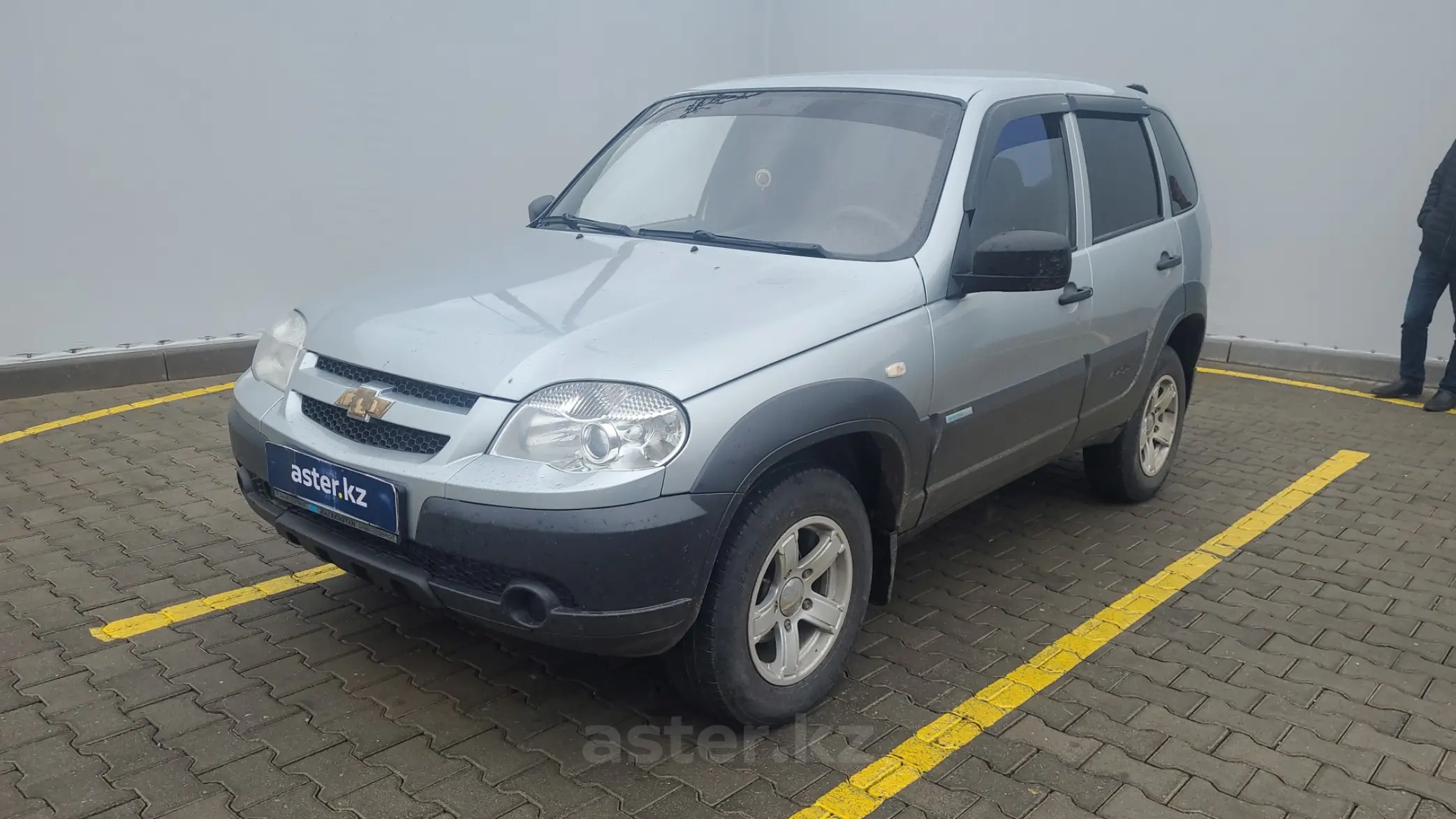 Chevrolet Niva 2013