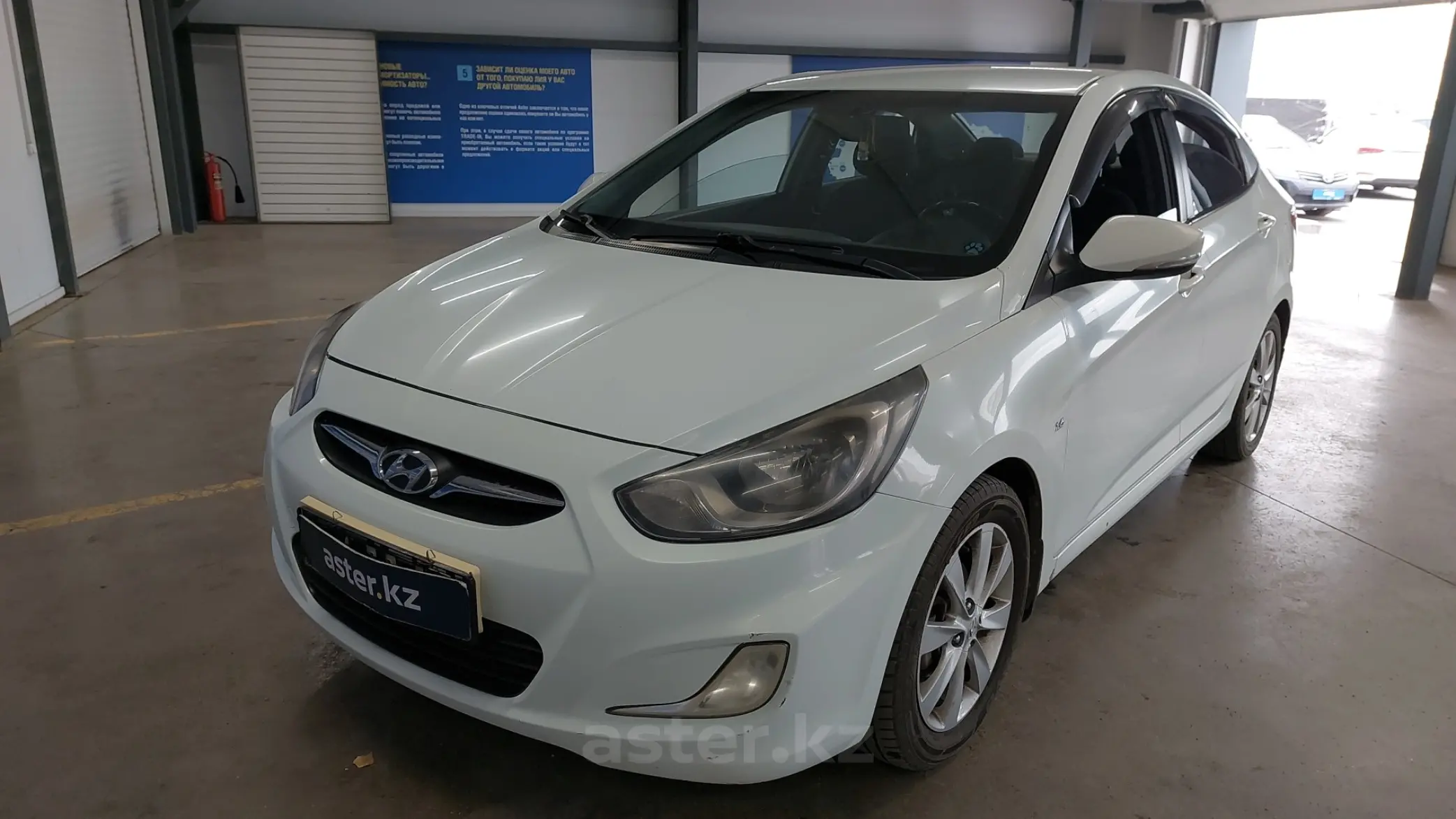 Hyundai Accent 2012