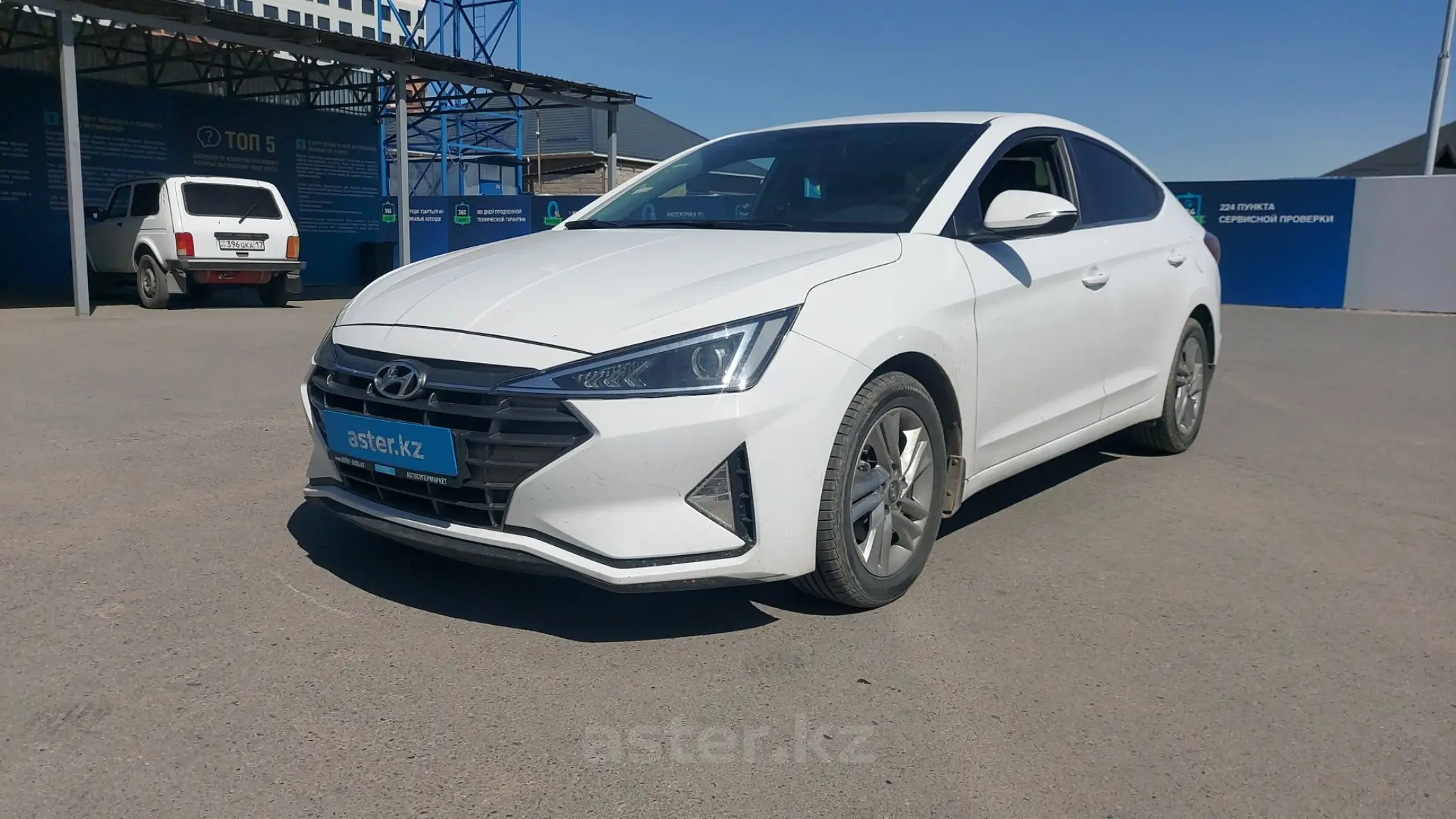 Hyundai Elantra 2019