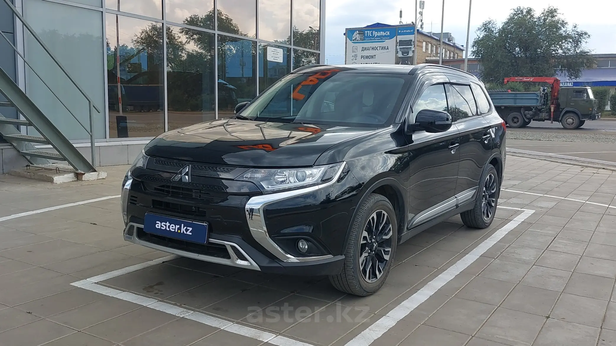 Mitsubishi Outlander 2021