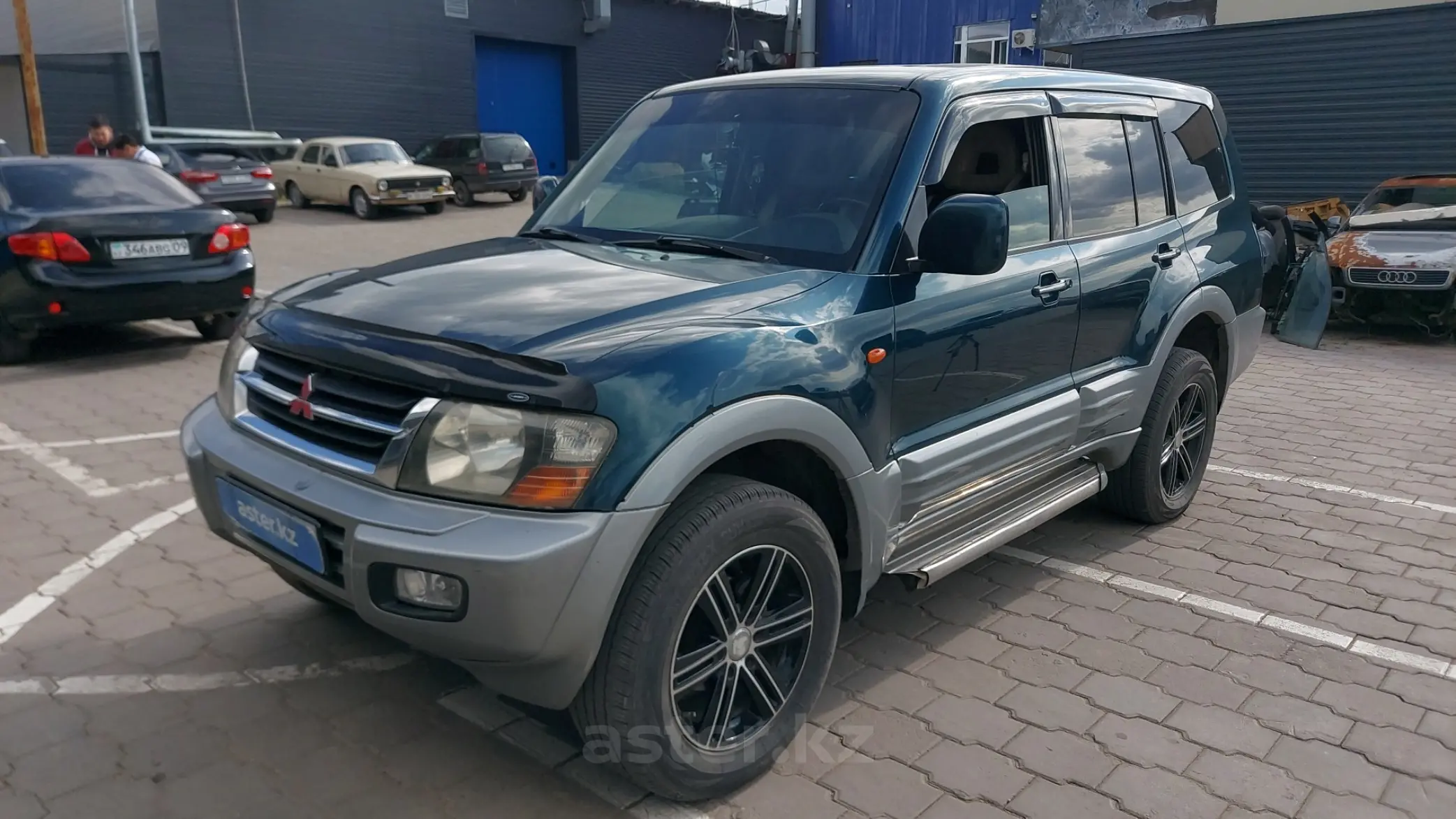 Mitsubishi Pajero 2001