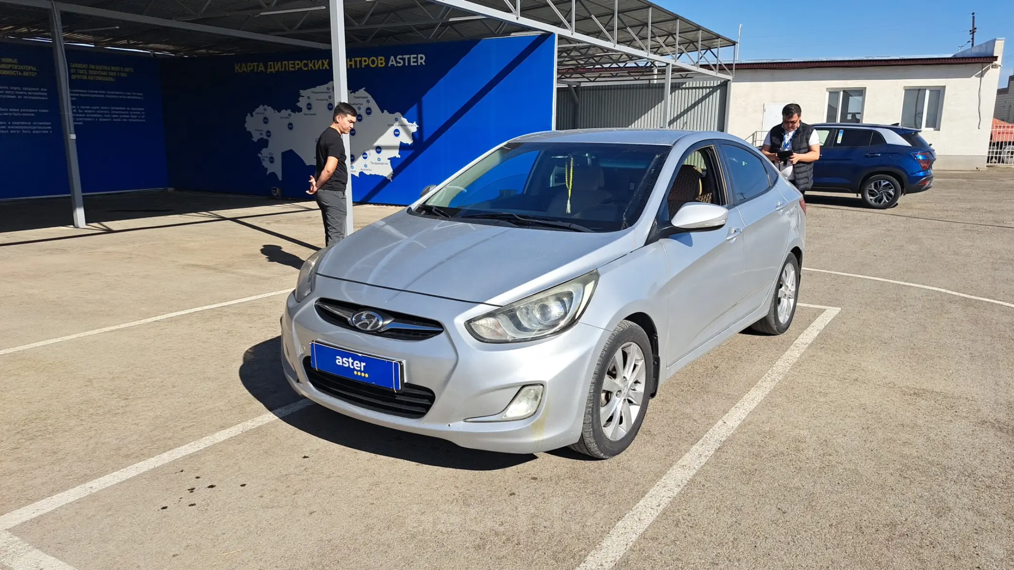 Hyundai Accent 2012