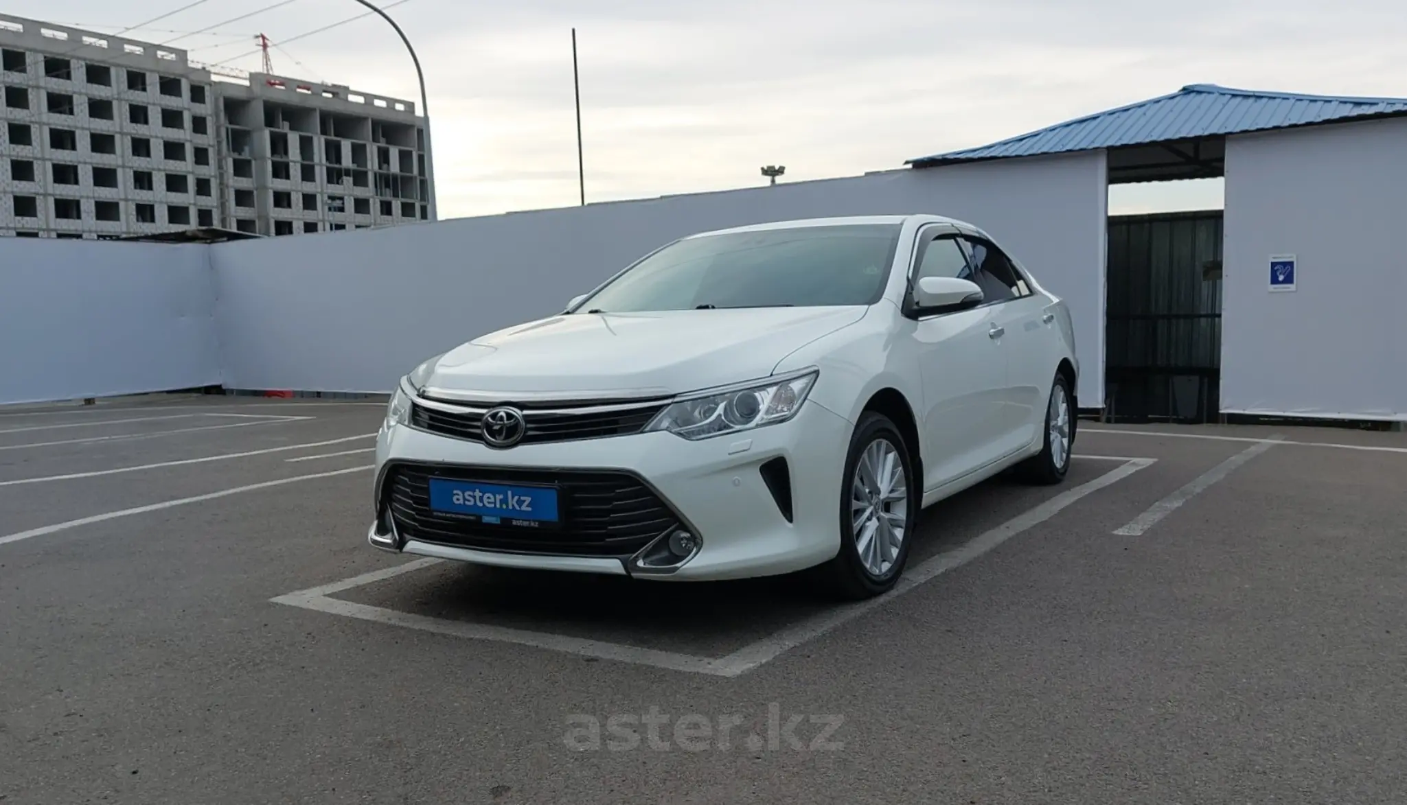 Toyota Camry 2015