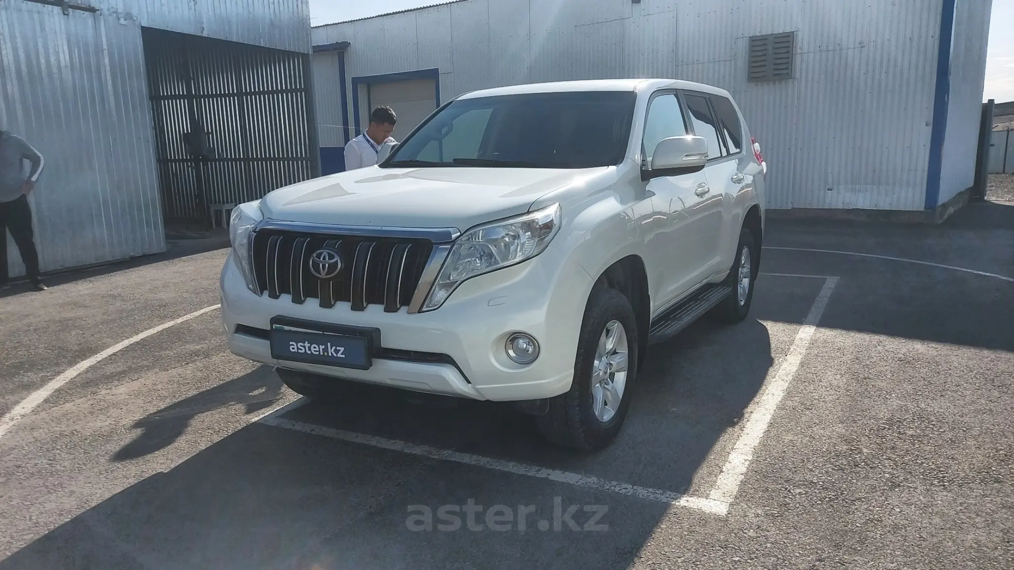 Toyota Land Cruiser Prado 2016