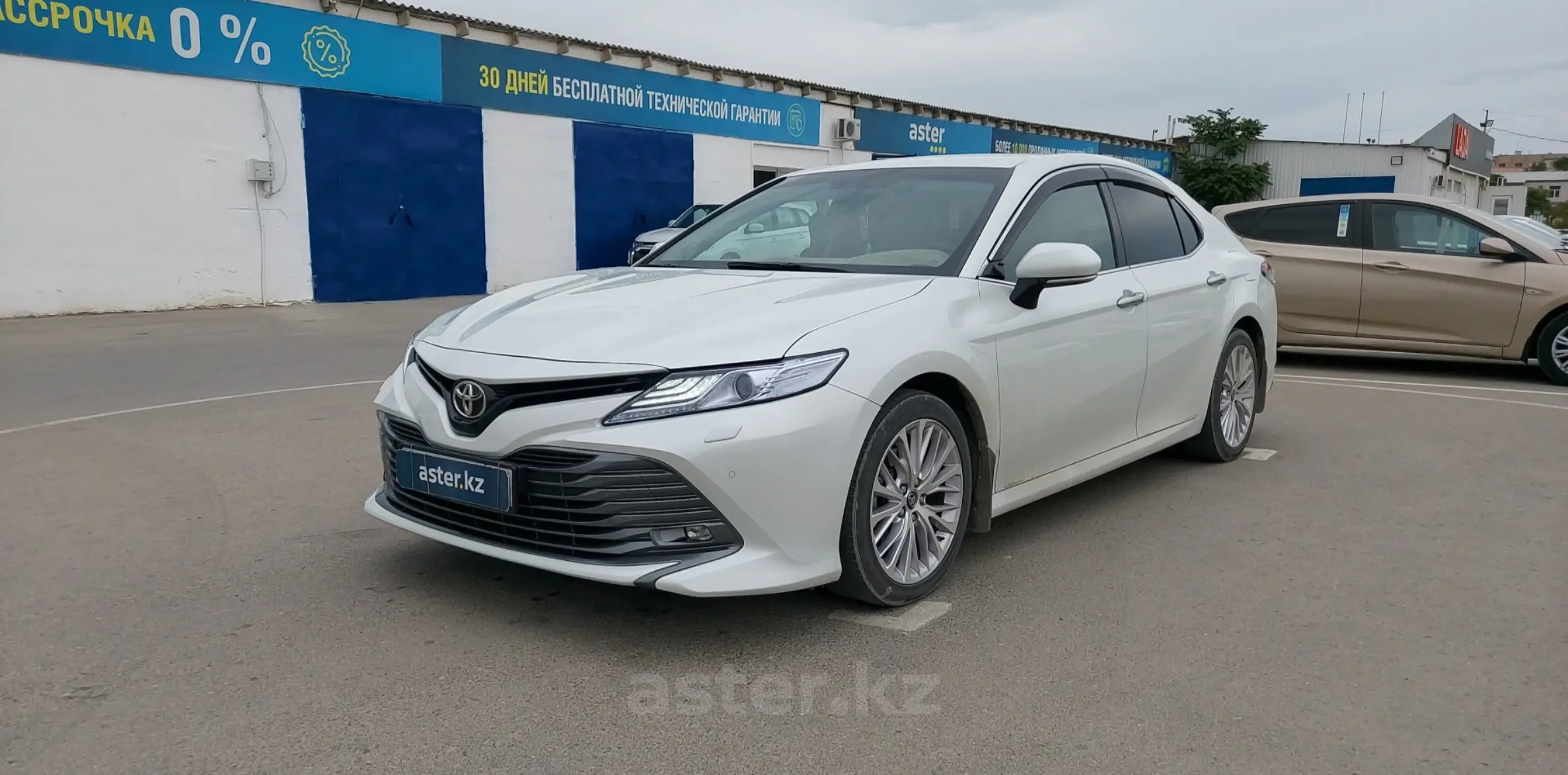 Toyota Camry 2019