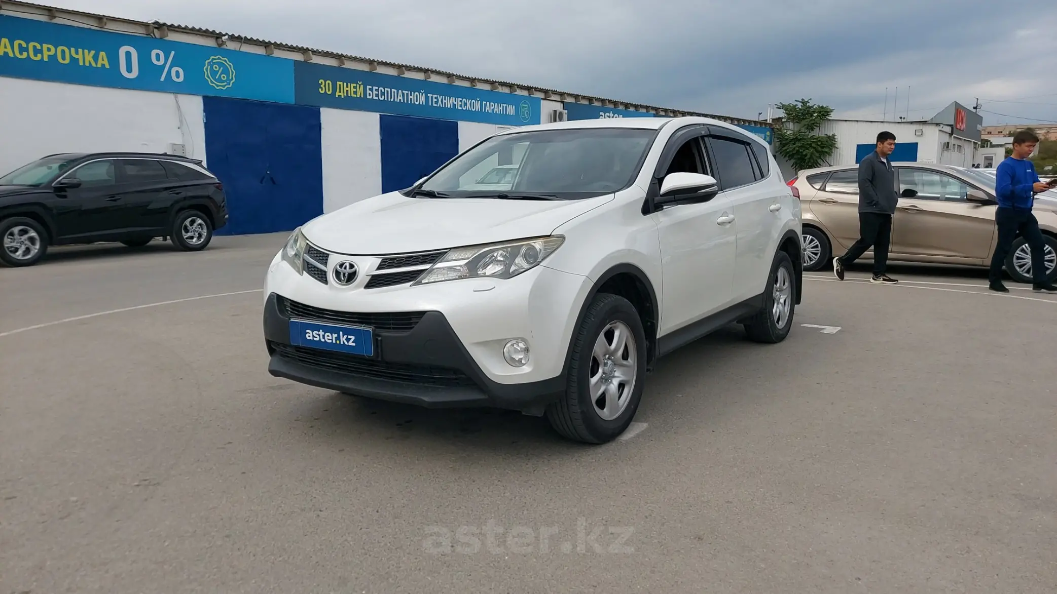 Toyota RAV4 2014