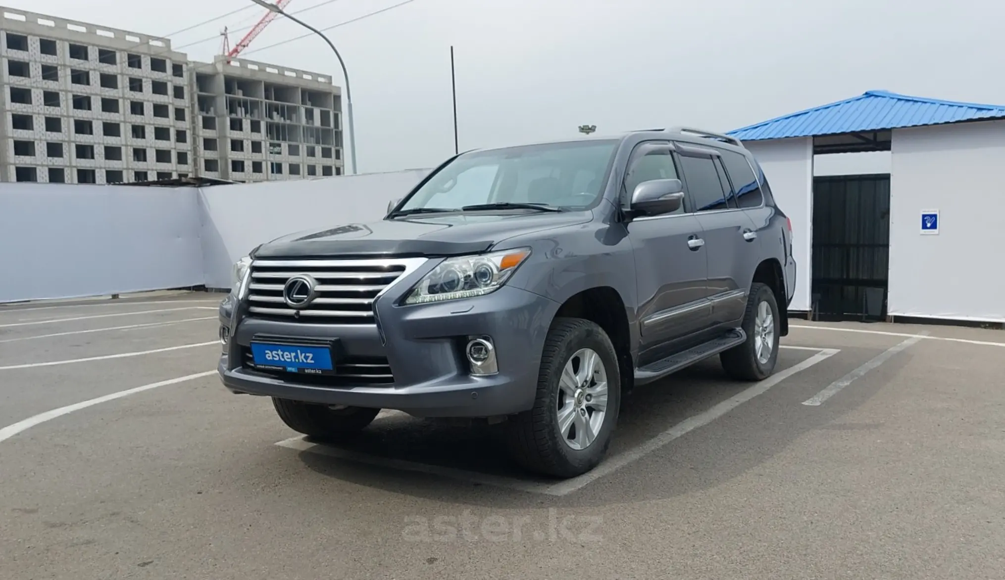 Lexus LX 2014