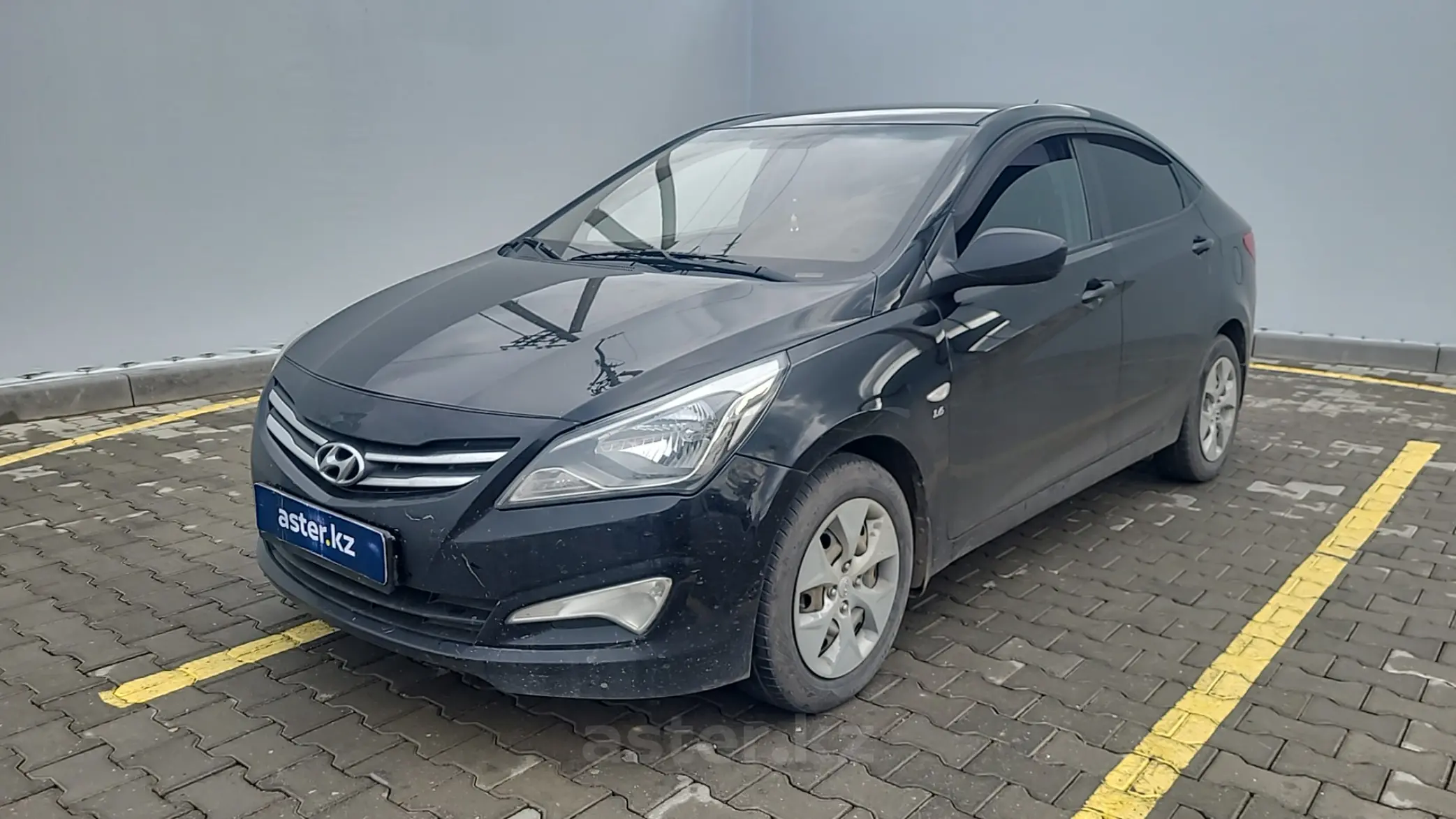 Hyundai Solaris 2015