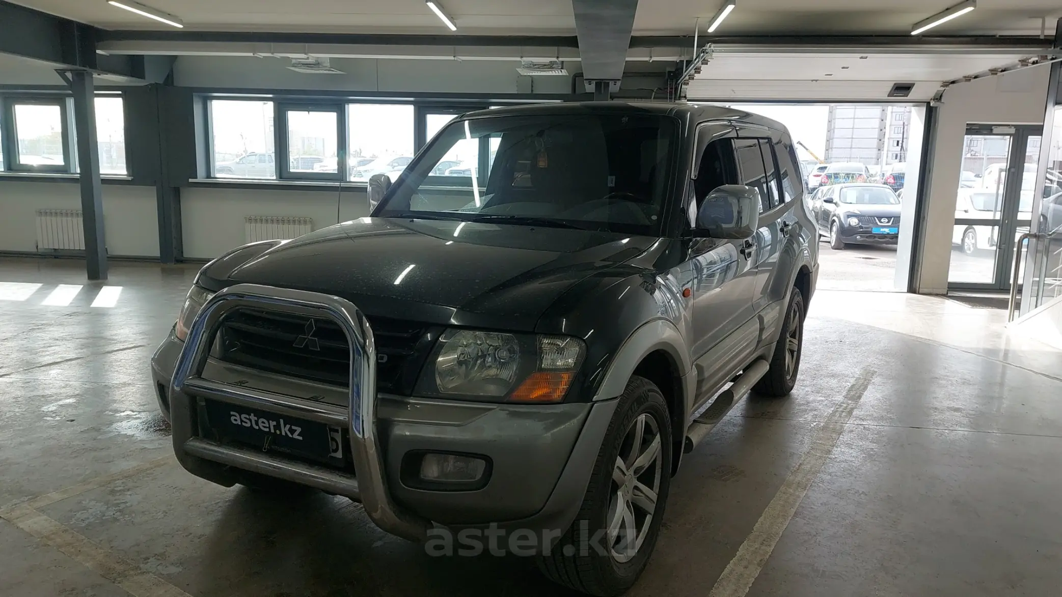 Mitsubishi Pajero 2001