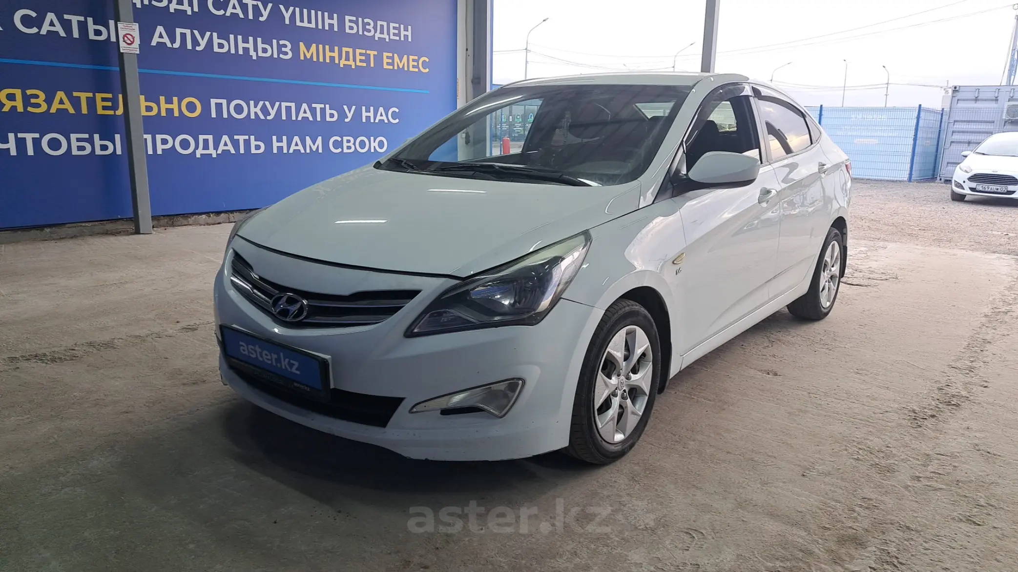 Hyundai Accent 2014