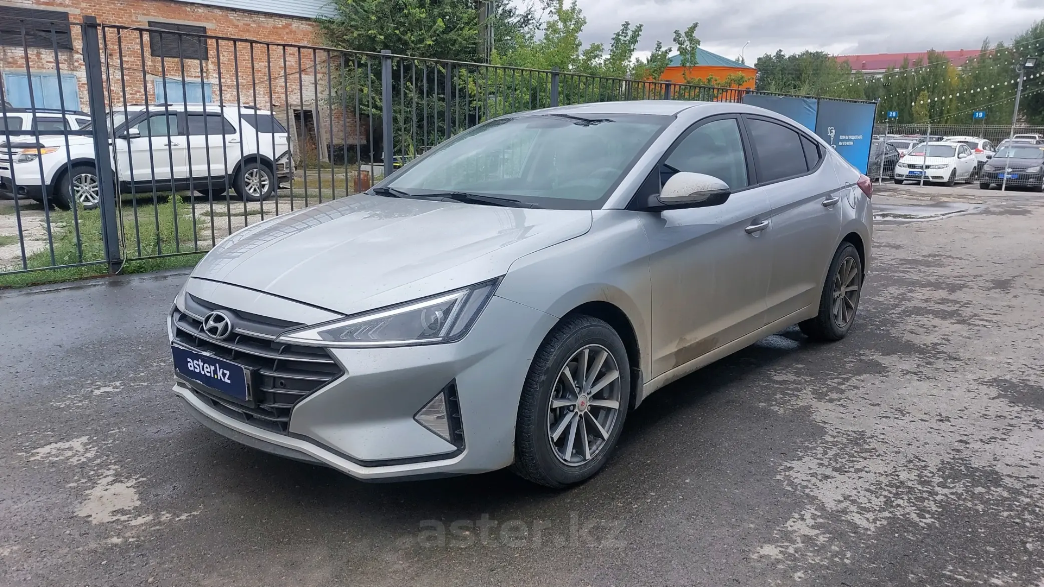 Hyundai Elantra 2019