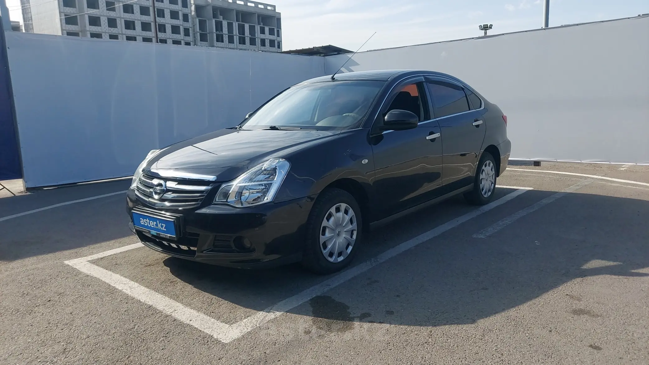 Nissan Almera 2015