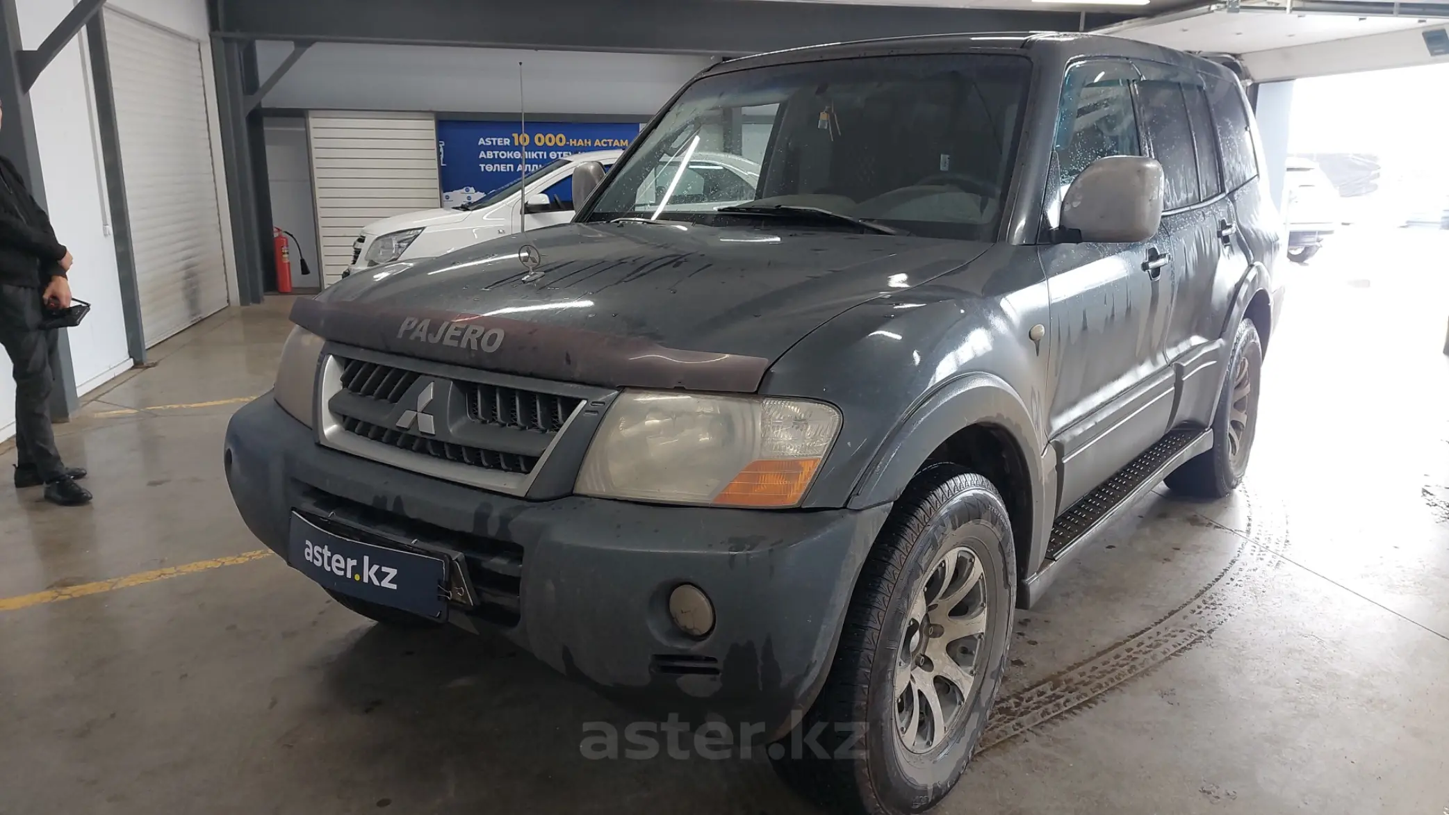 Mitsubishi Pajero 2005