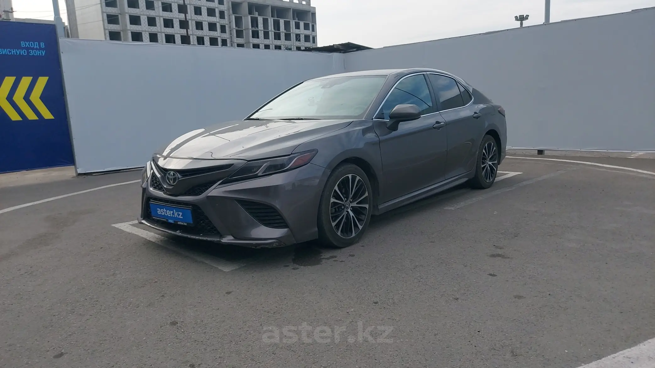 Toyota Camry 2019