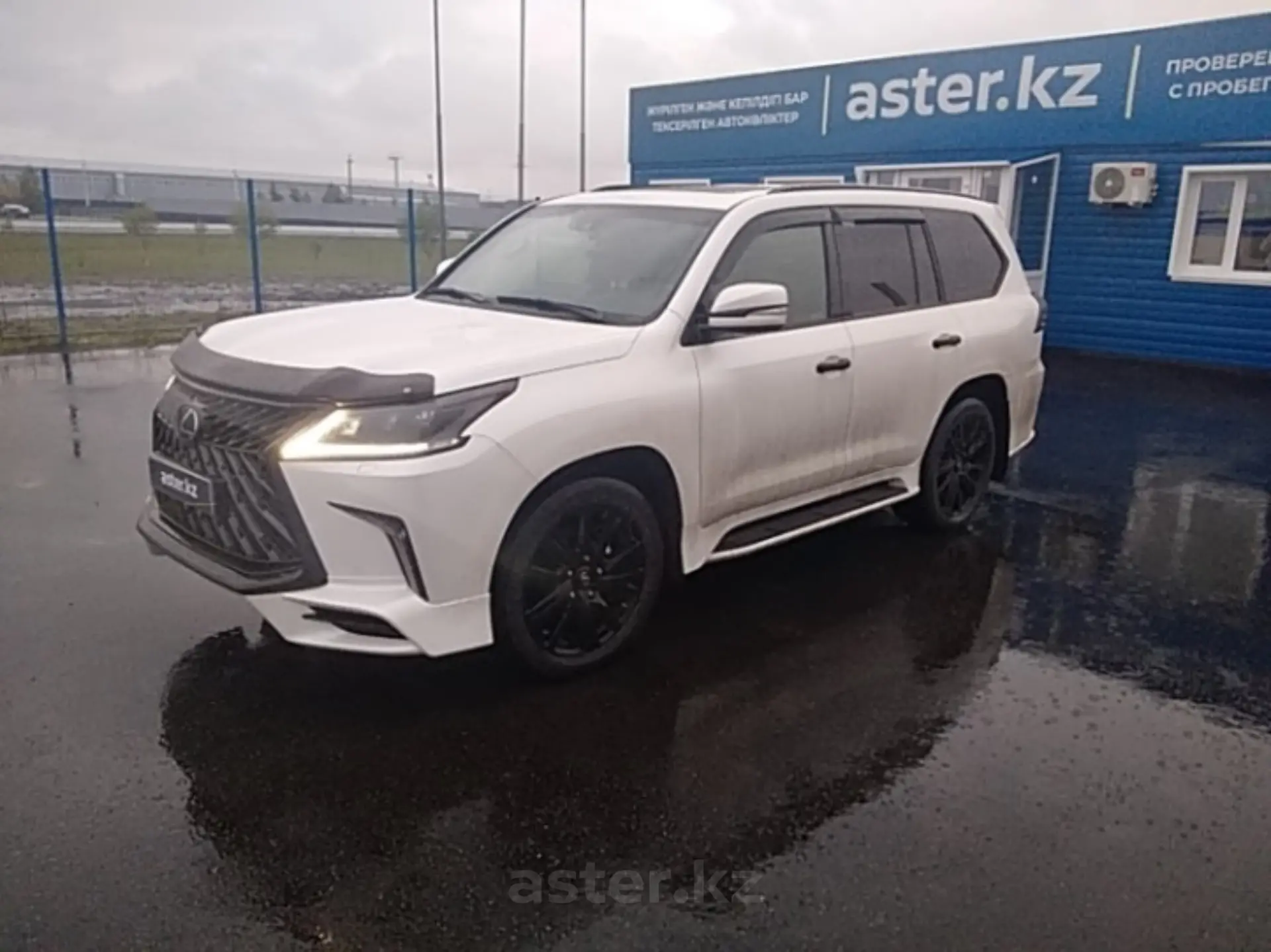 Lexus LX 2018