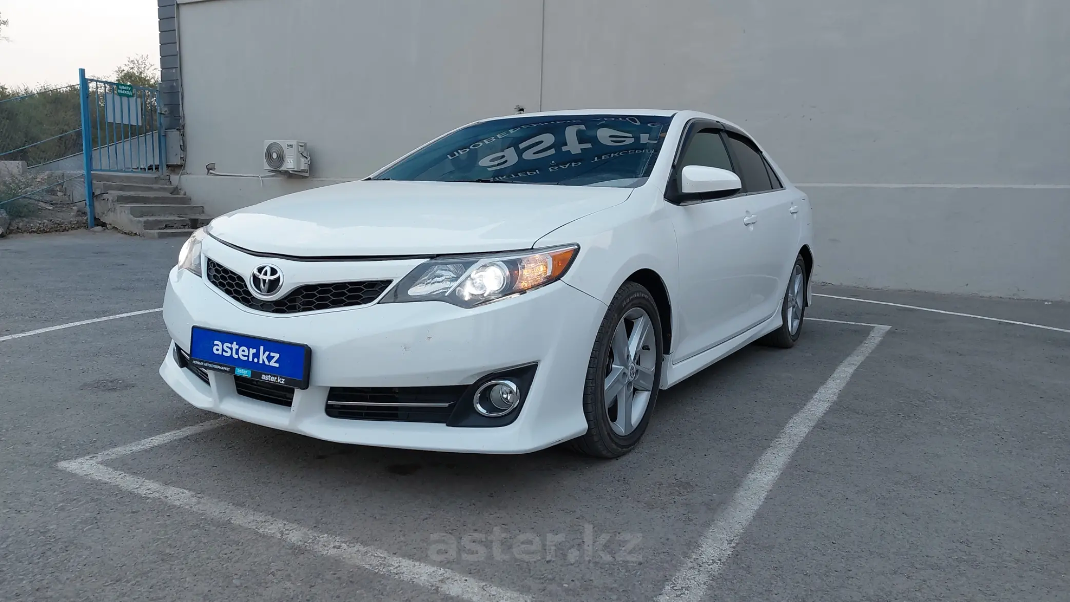 Toyota Camry 2012