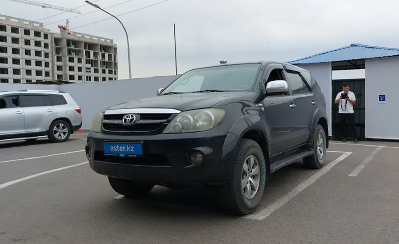 Toyota Fortuner 2006 года за 8 500 000 тг. в Алматы