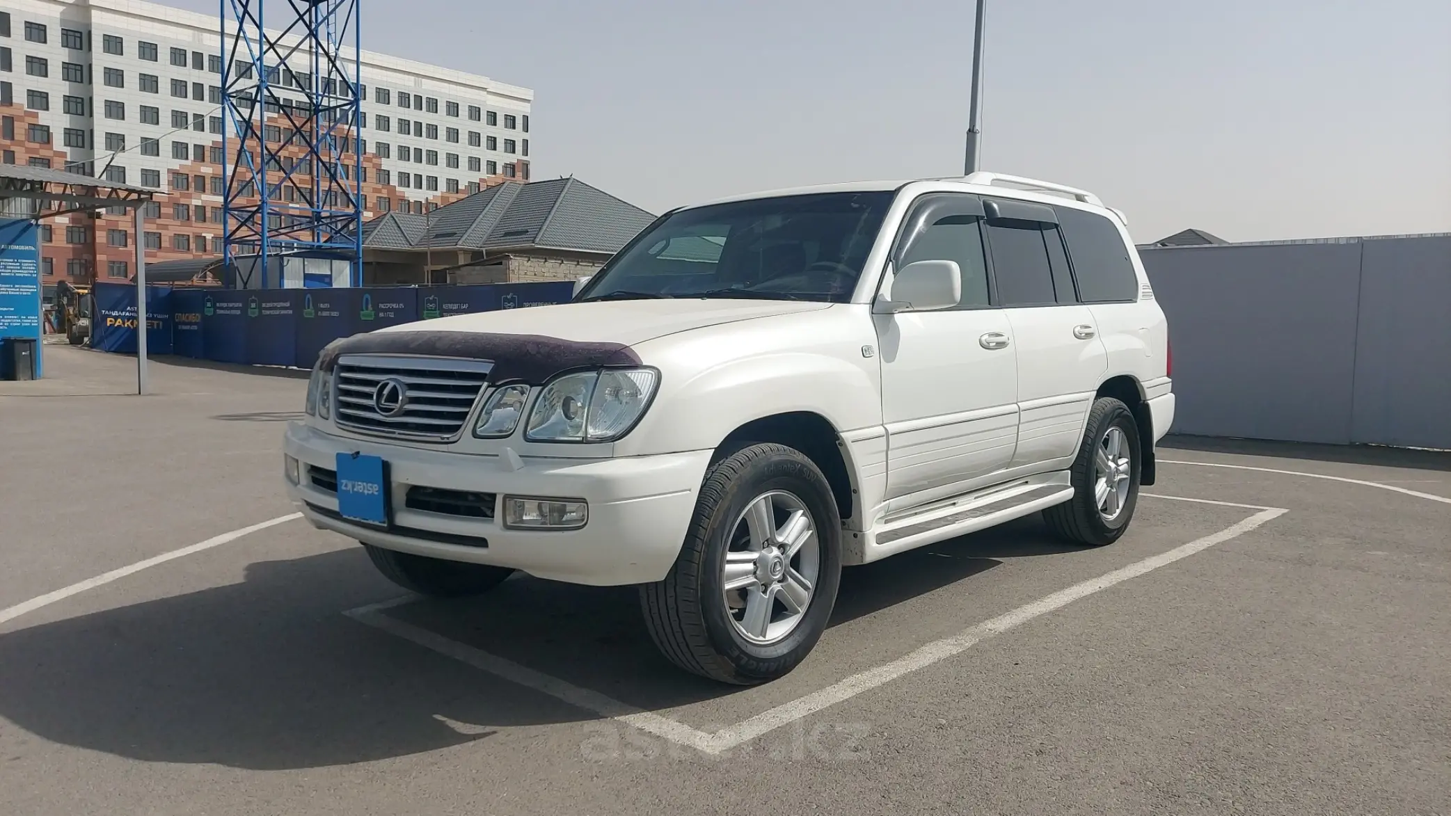 Lexus LX 2006