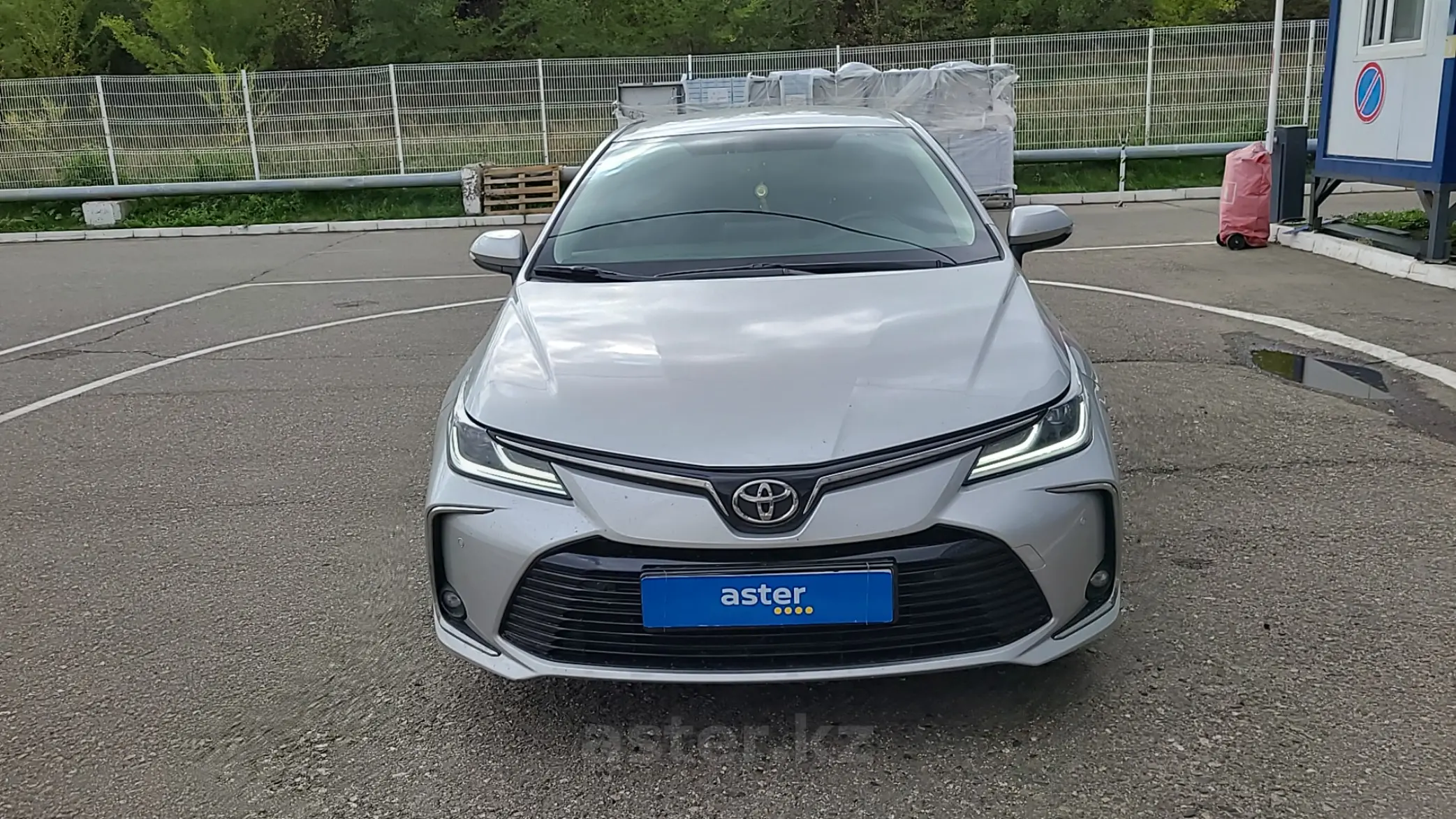 Купить Toyota Corolla 2021 года в Усть-Каменогорске, цена 13000000 тенге.  Продажа Toyota Corolla в Усть-Каменогорске - Aster.kz. №c907477