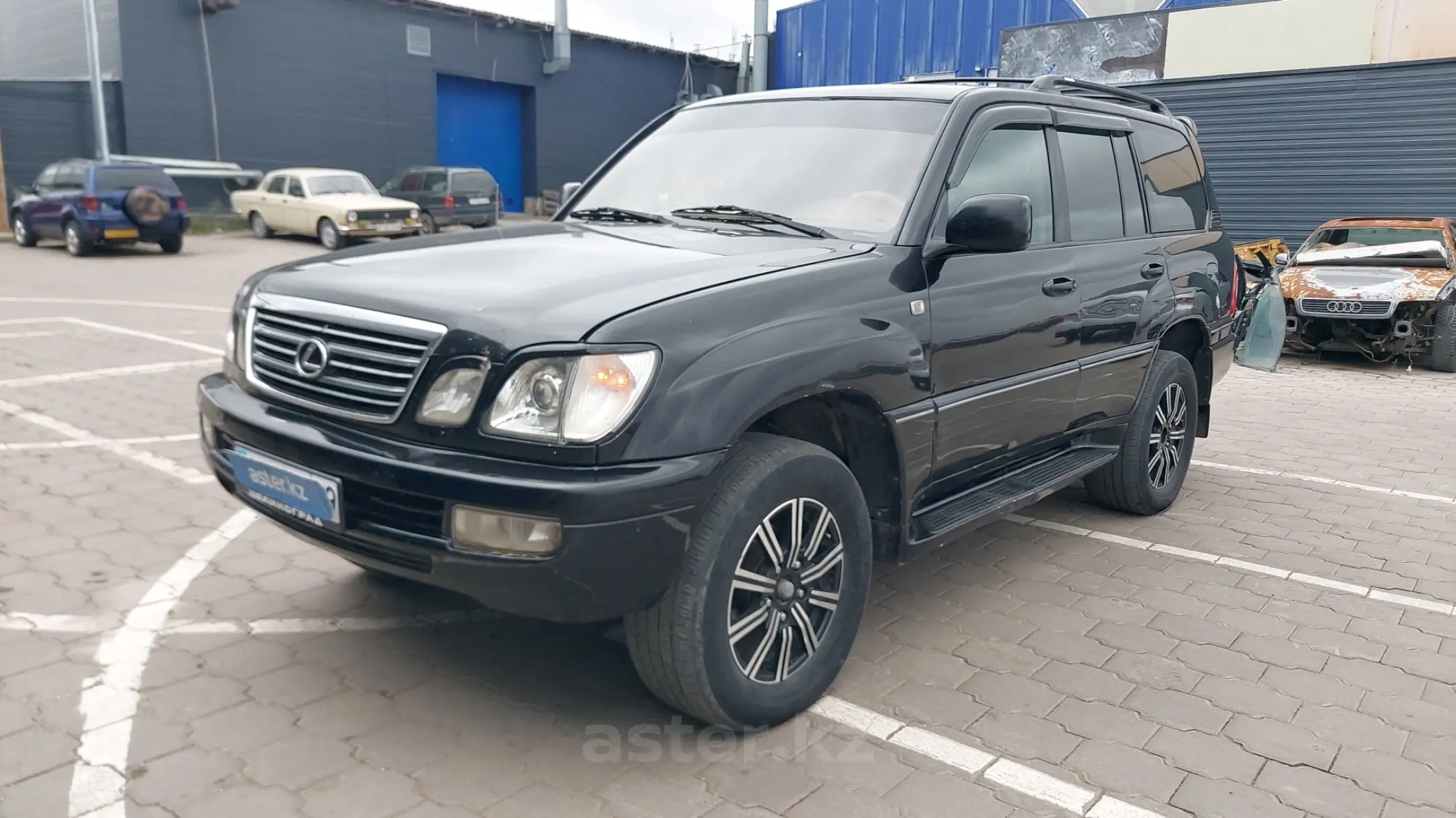 Lexus LX 1999