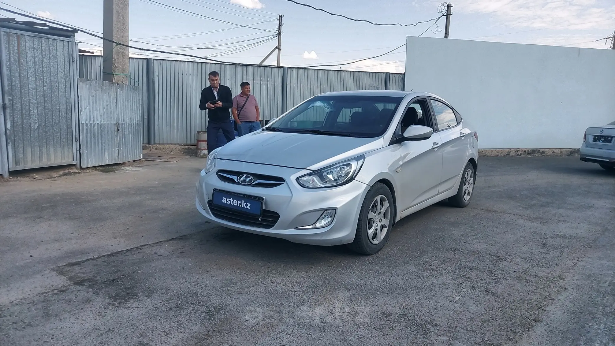 Hyundai Accent 2013