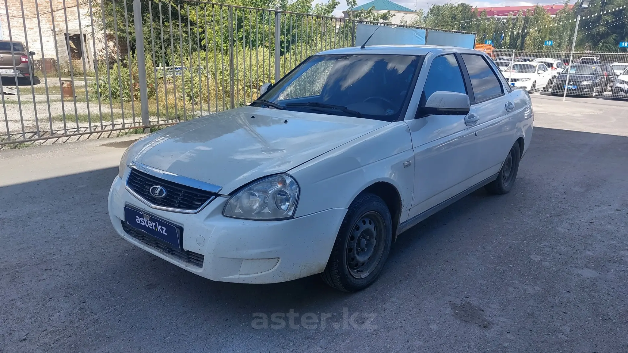 LADA (ВАЗ) Priora 2012