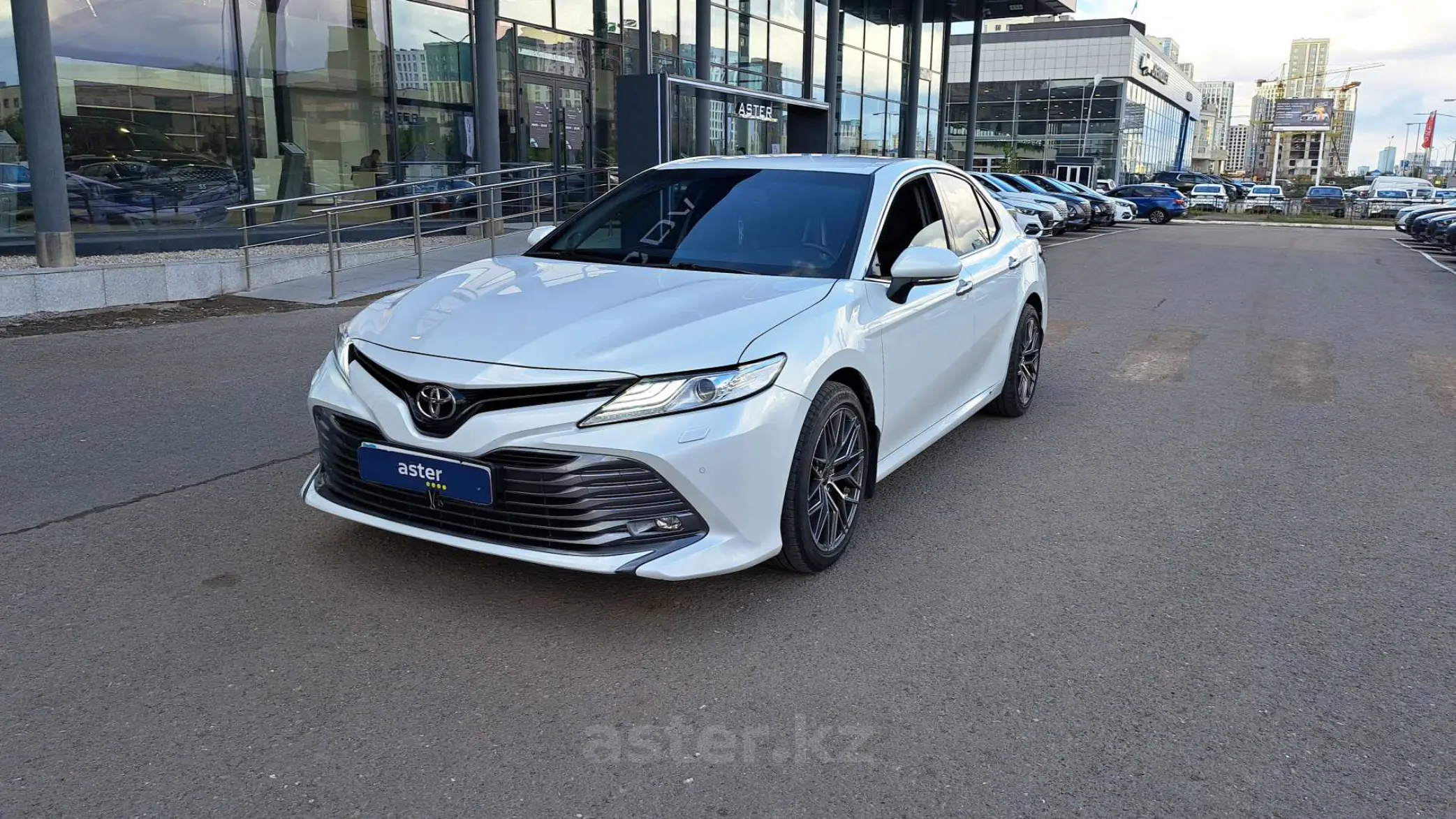 Toyota Camry 2019