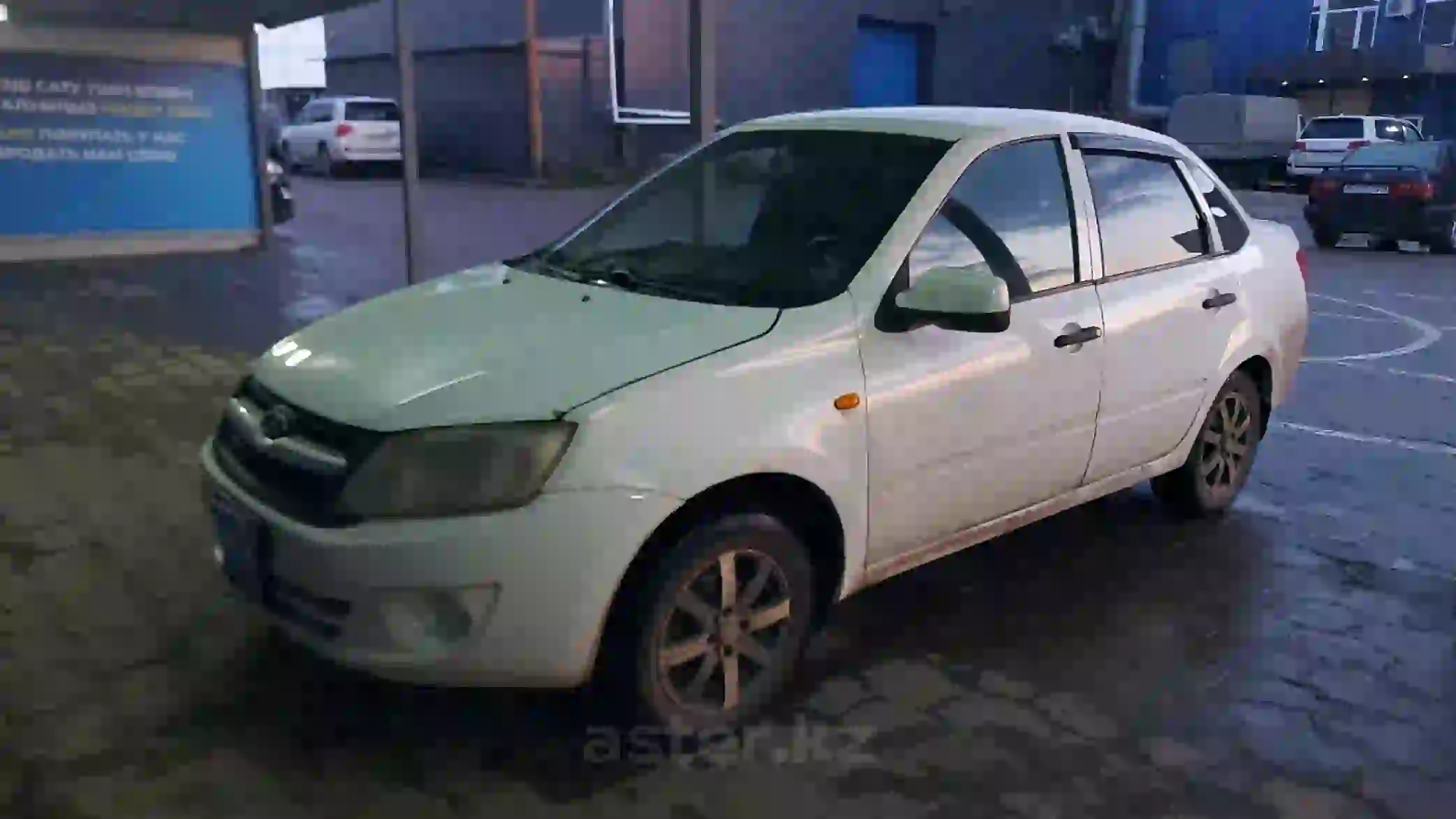 LADA (ВАЗ) Granta 2014