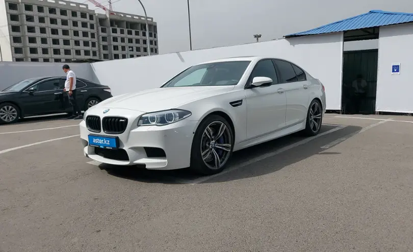 BMW M5 2015 года за 22 000 000 тг. в Алматы