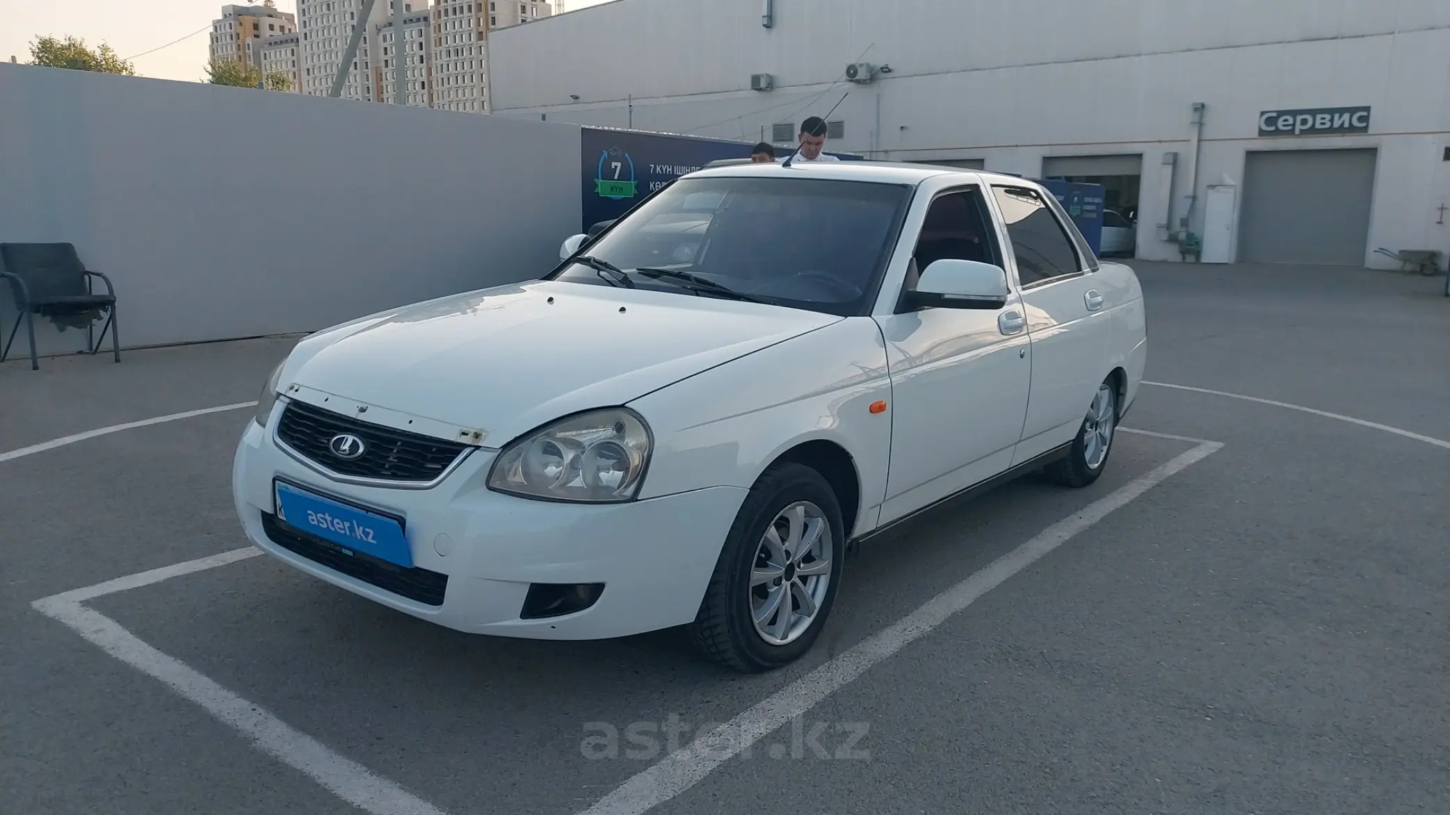 LADA (ВАЗ) Priora 2013