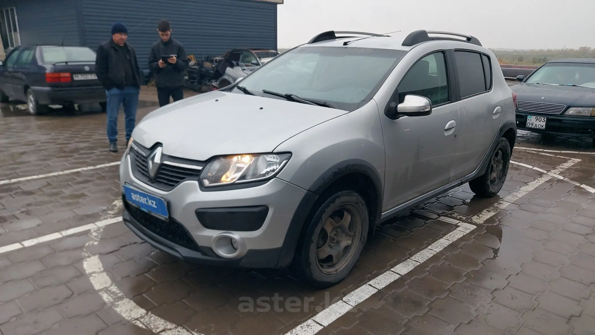 Renault Sandero 2015