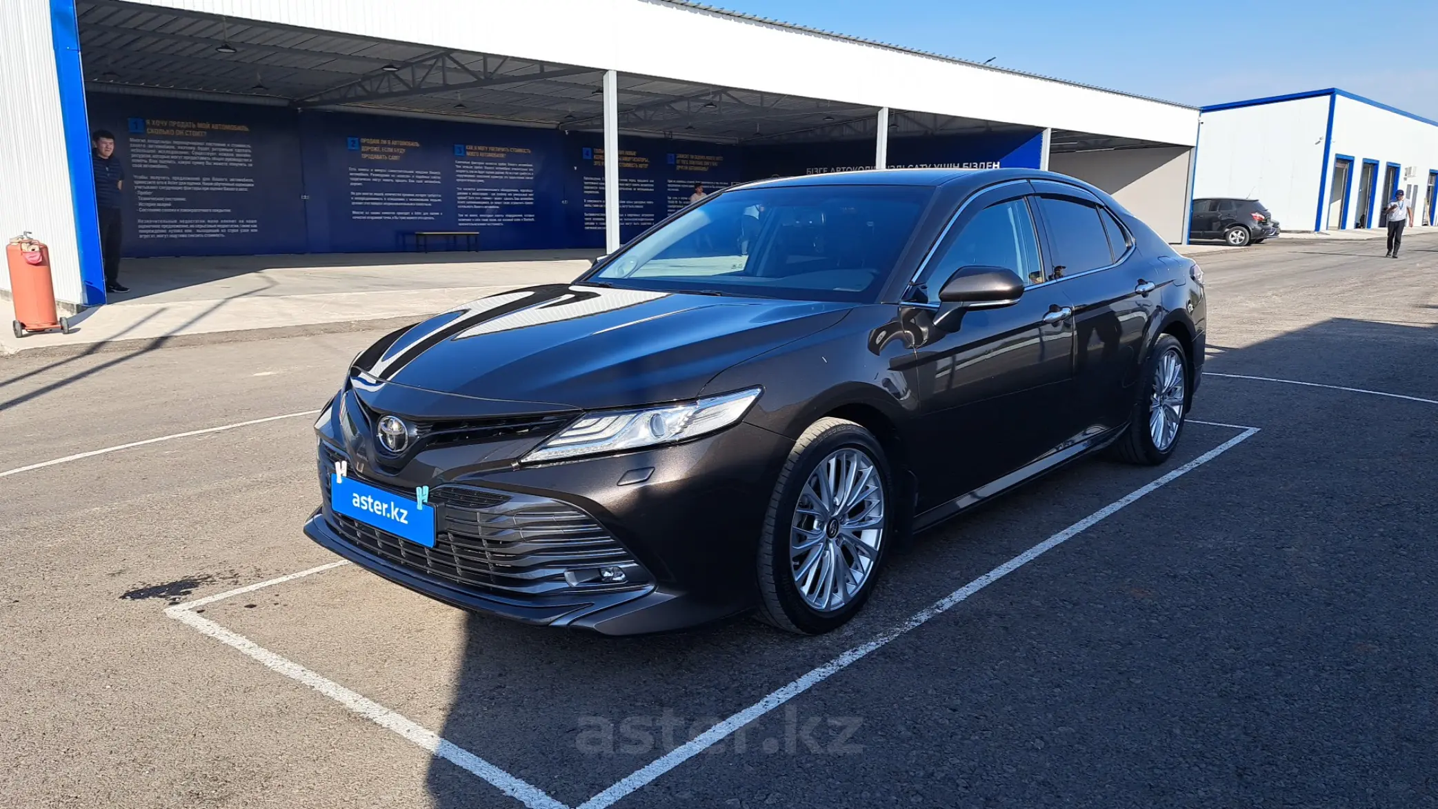 Toyota Camry 2019