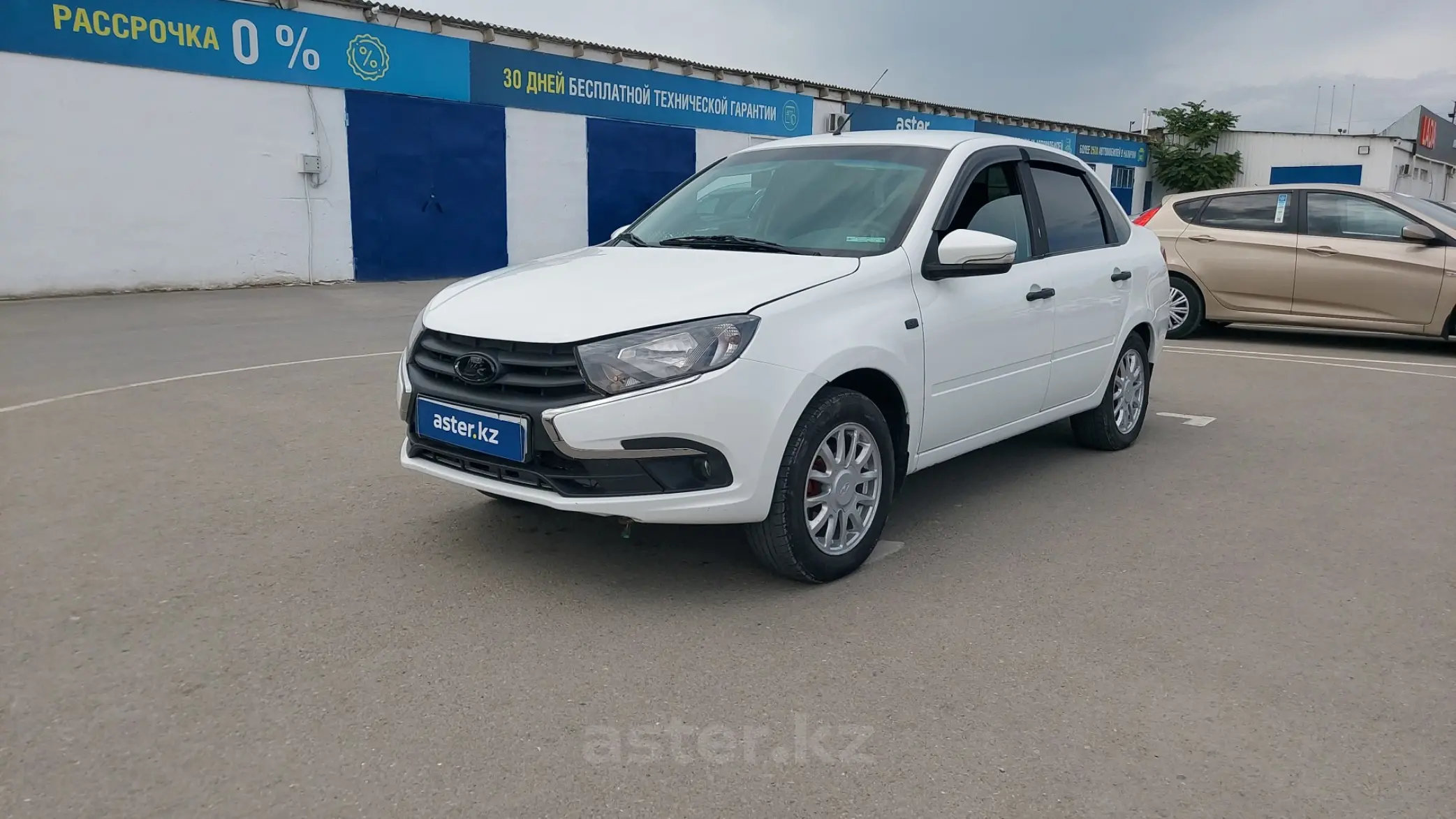 LADA (ВАЗ) Granta 2013