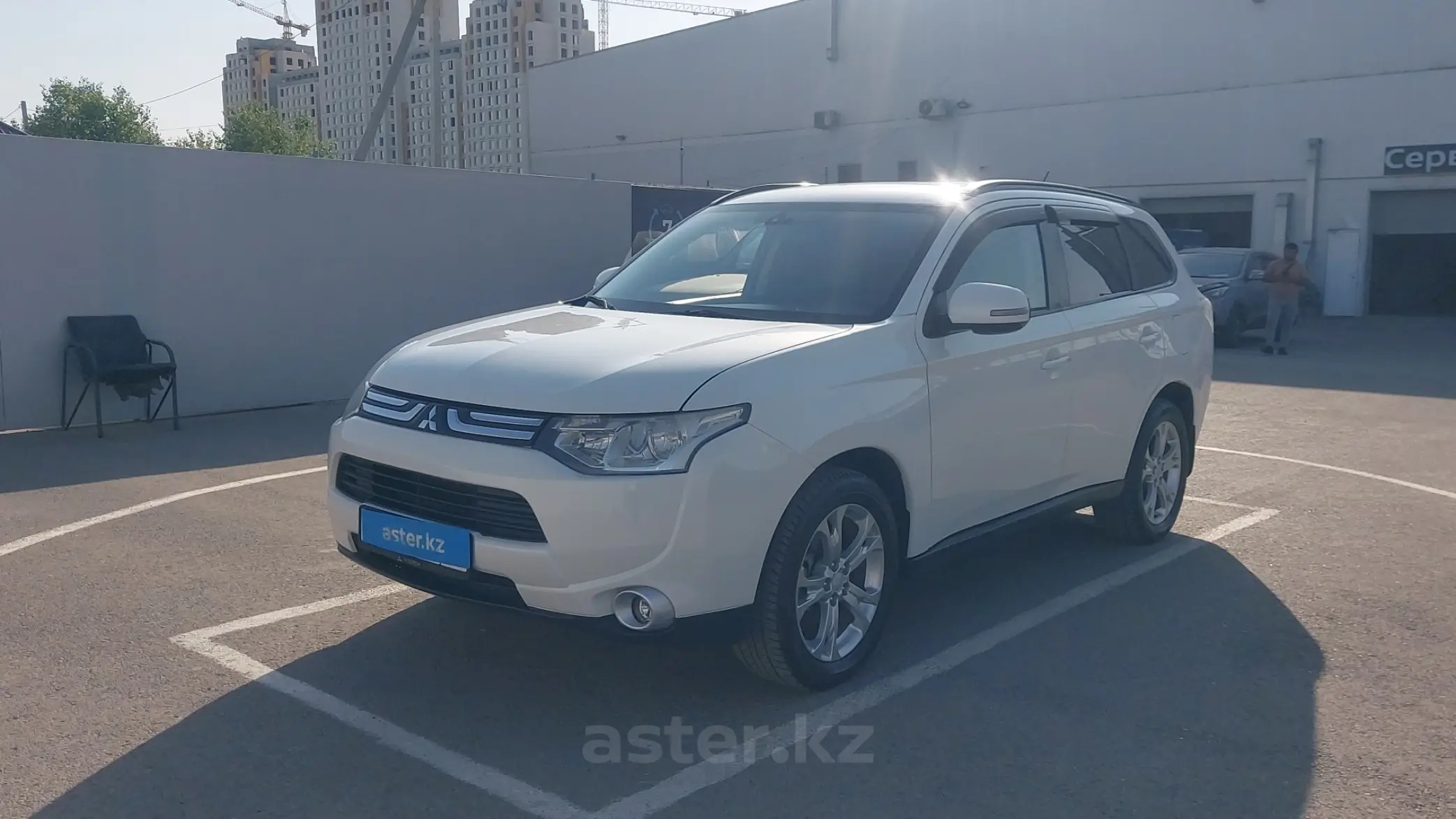 Mitsubishi Outlander 2012