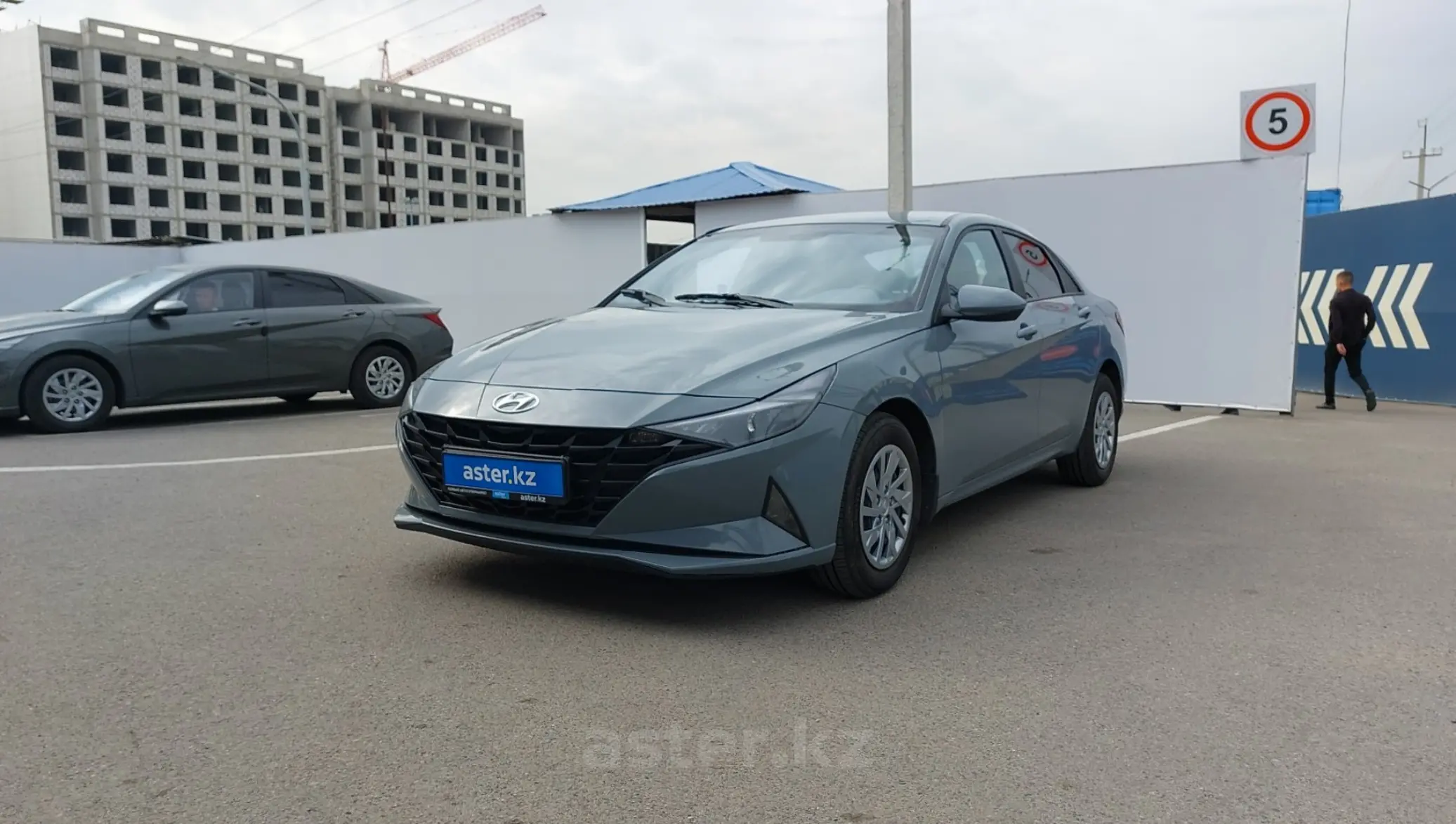 Hyundai Elantra 2021