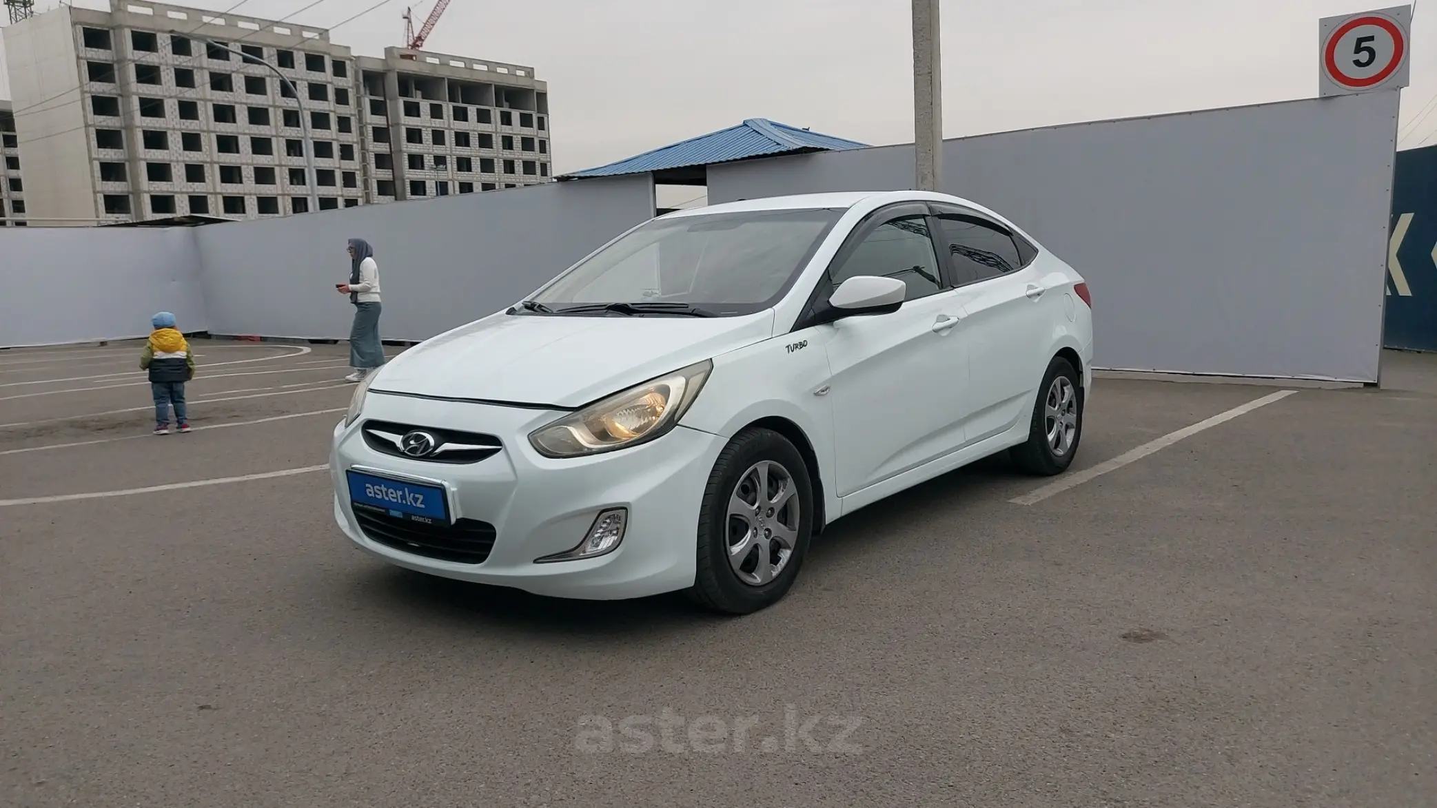 Hyundai Accent 2011