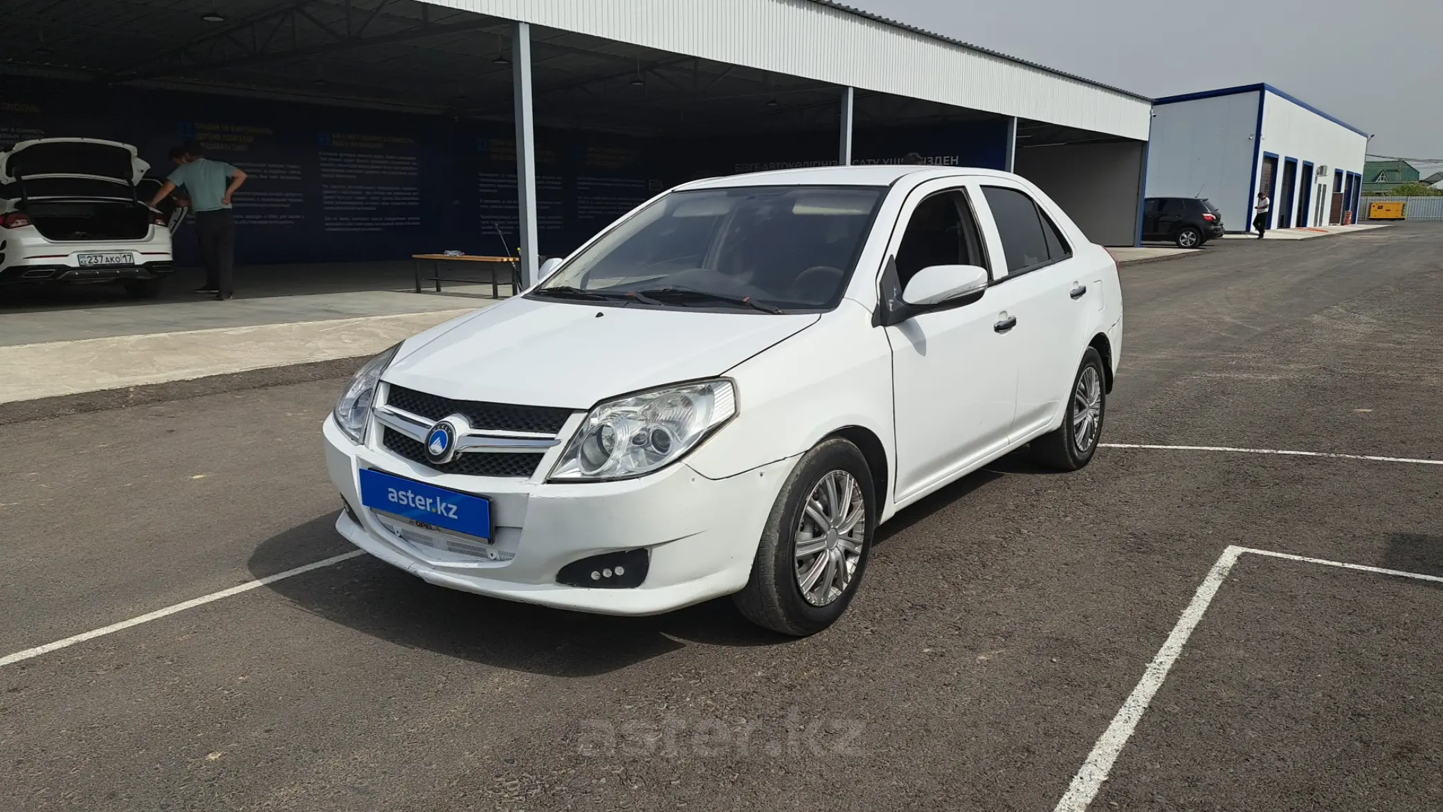 Geely MK 2011