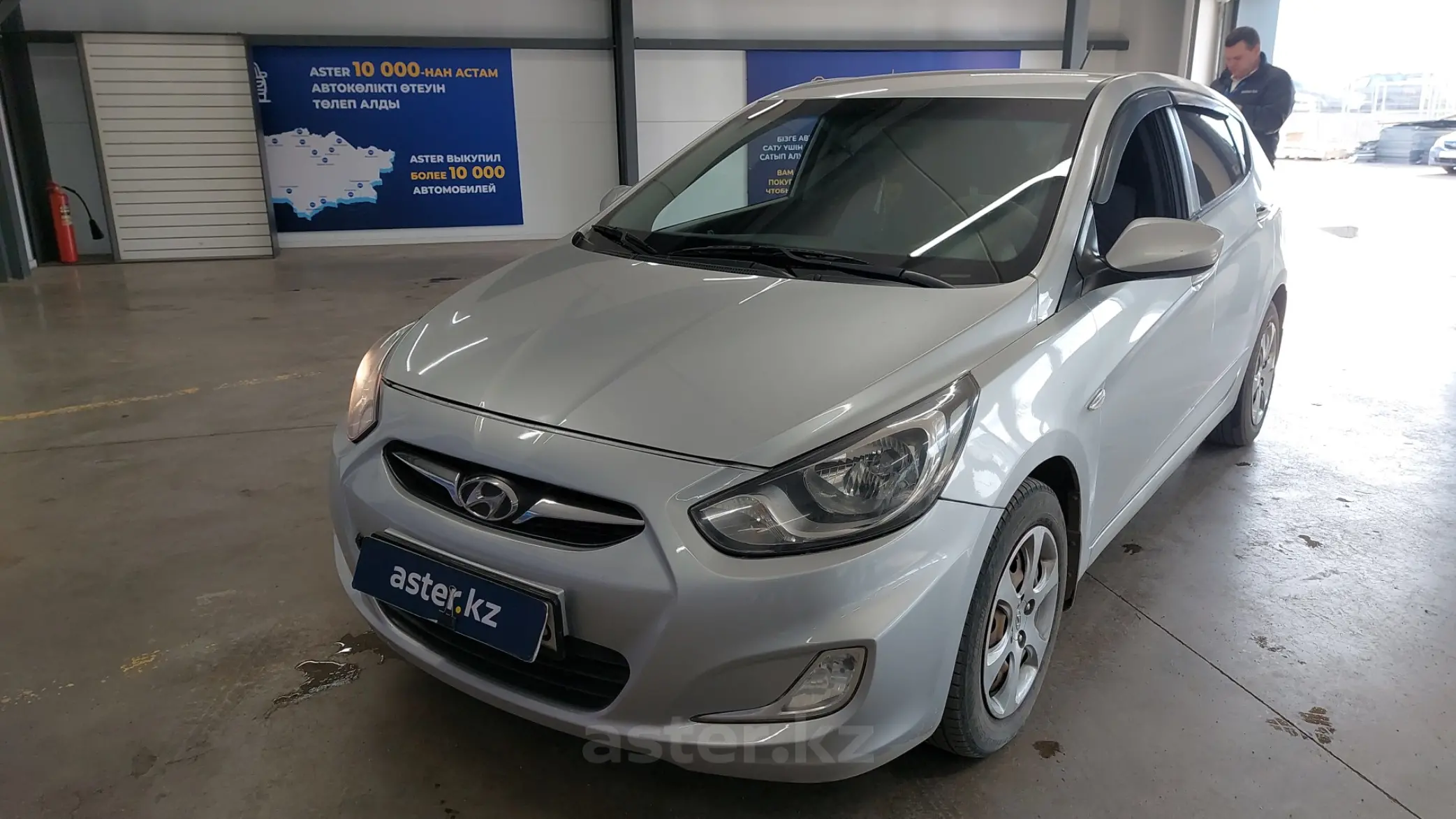 Hyundai Accent 2013