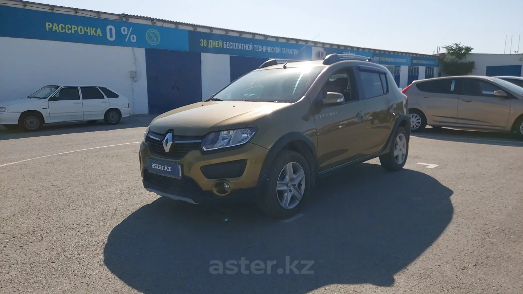 Renault Sandero 2015