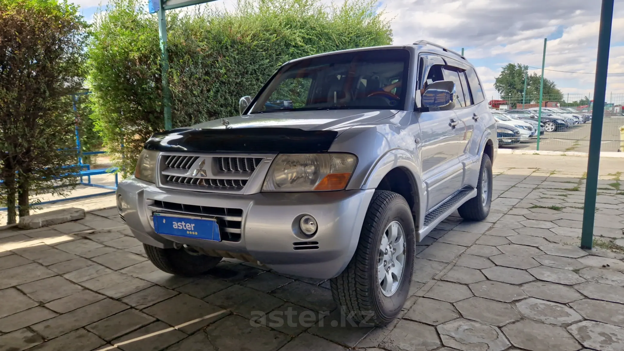 Mitsubishi Pajero 2005