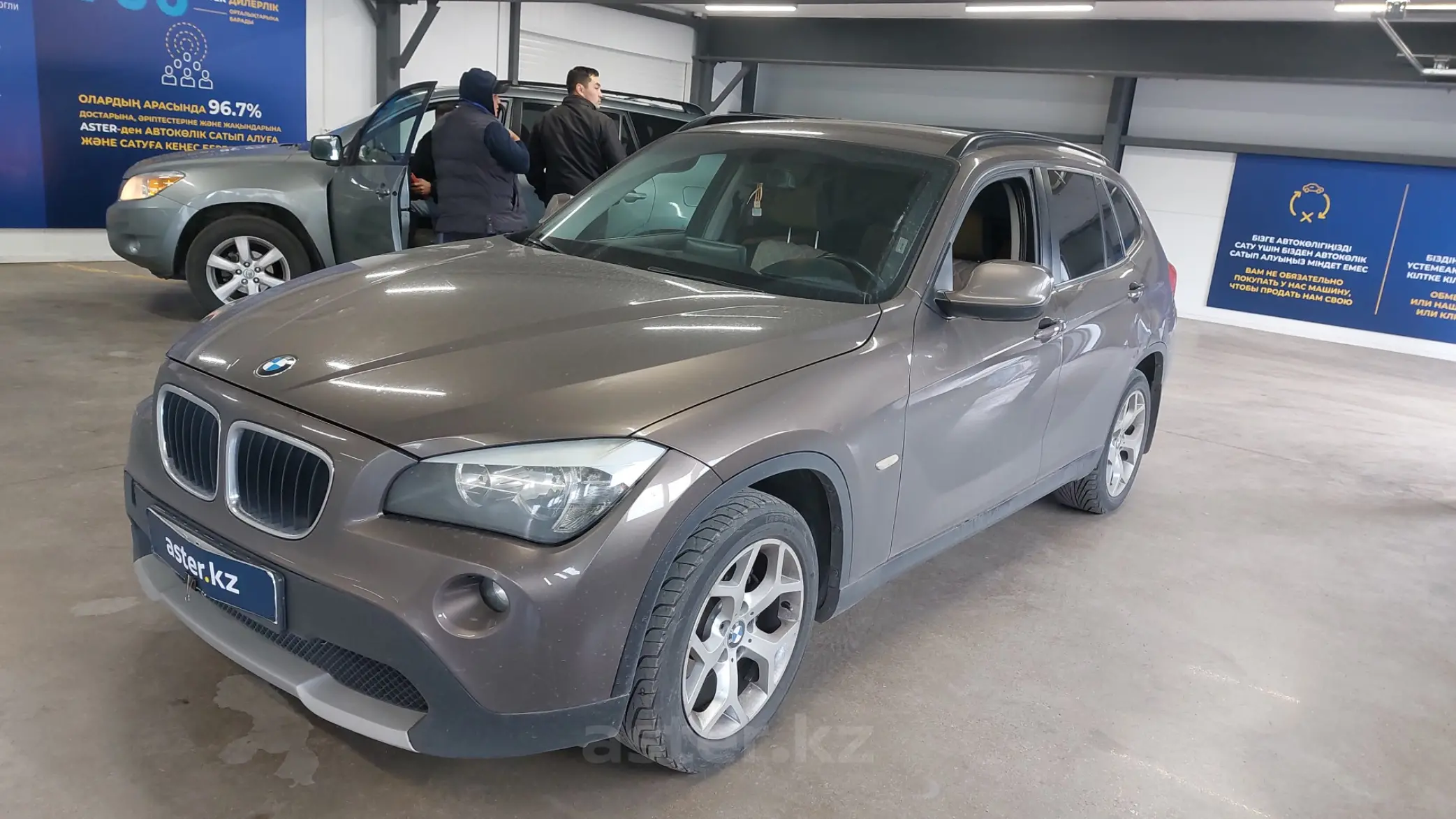 BMW X1 2011