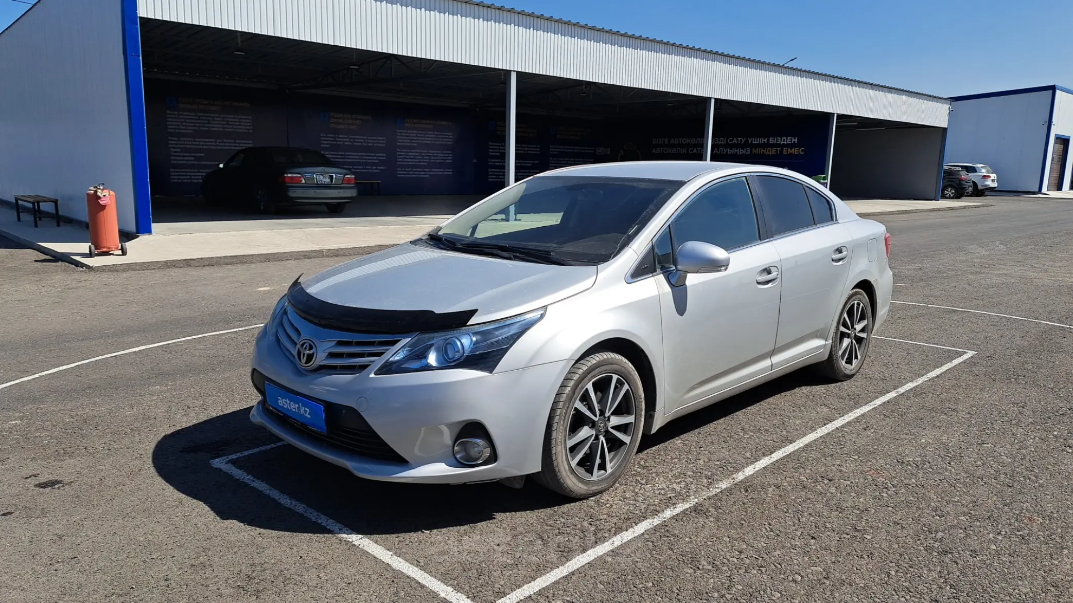 Toyota Avensis 2013