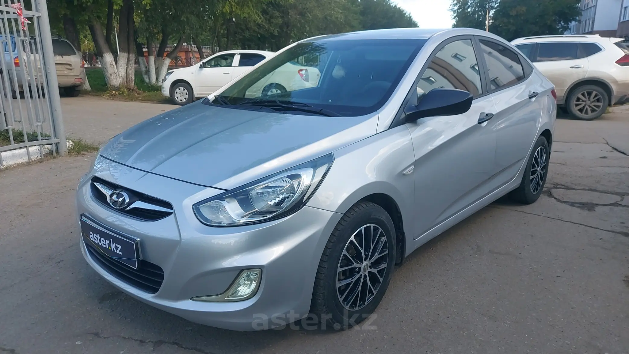 Hyundai Accent 2013