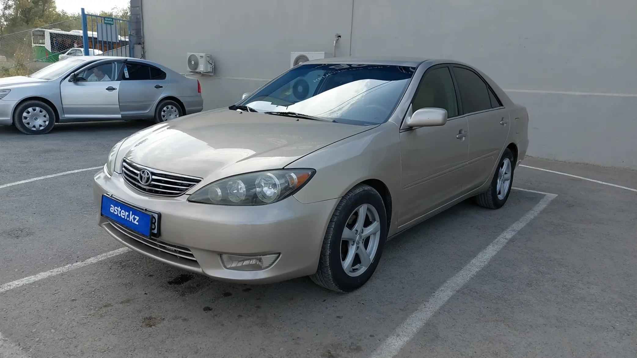 Toyota Camry 2004