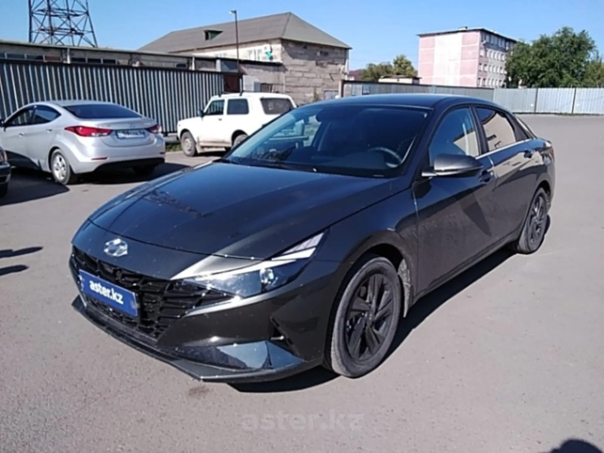 Hyundai Elantra 2022