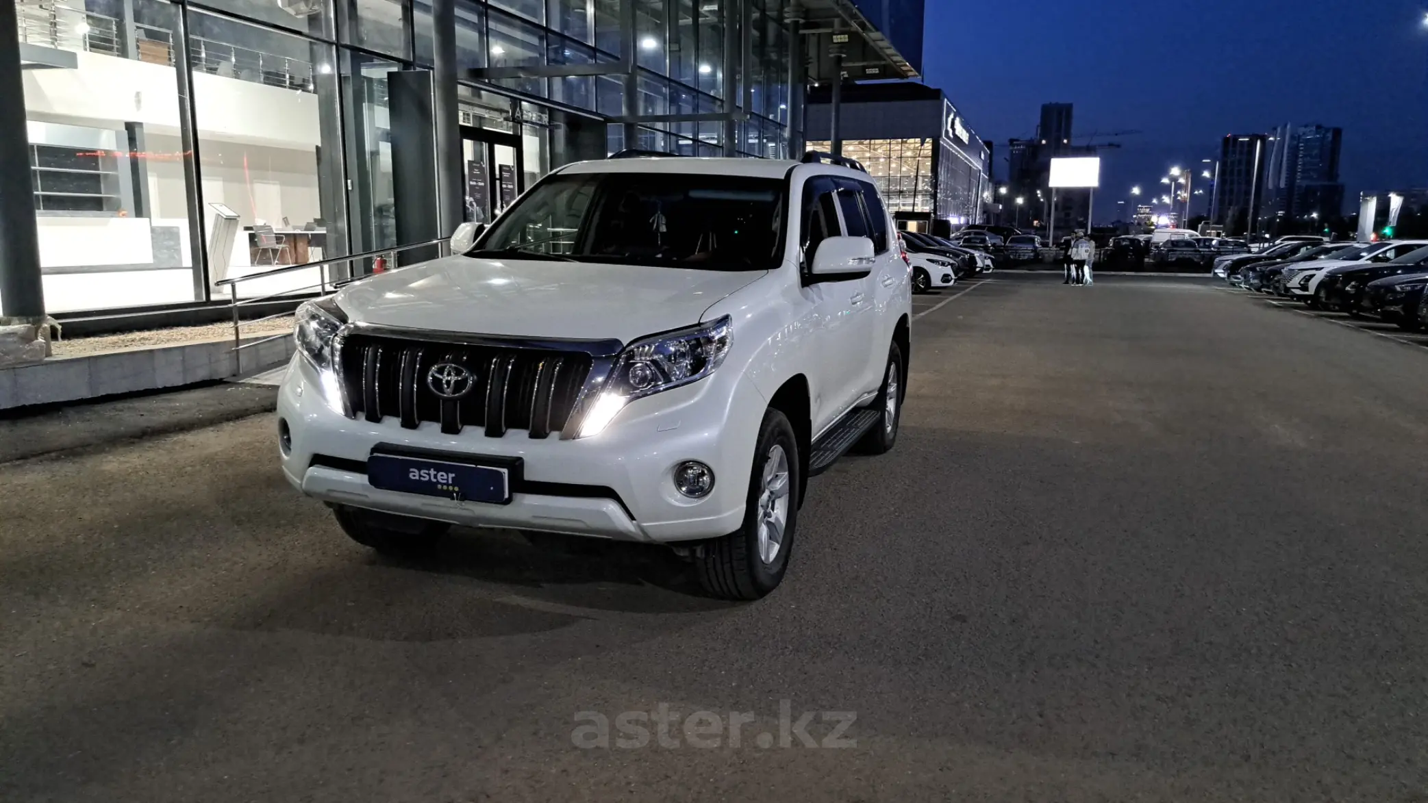 Toyota Land Cruiser Prado 2016