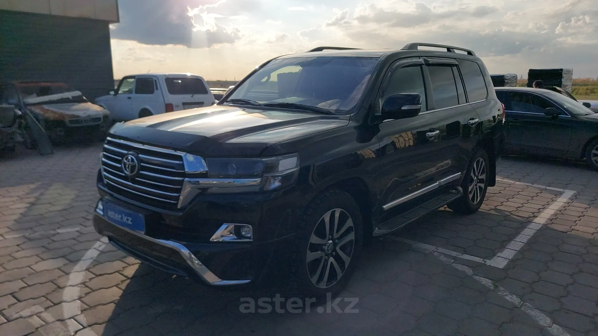 Toyota Land Cruiser 2016