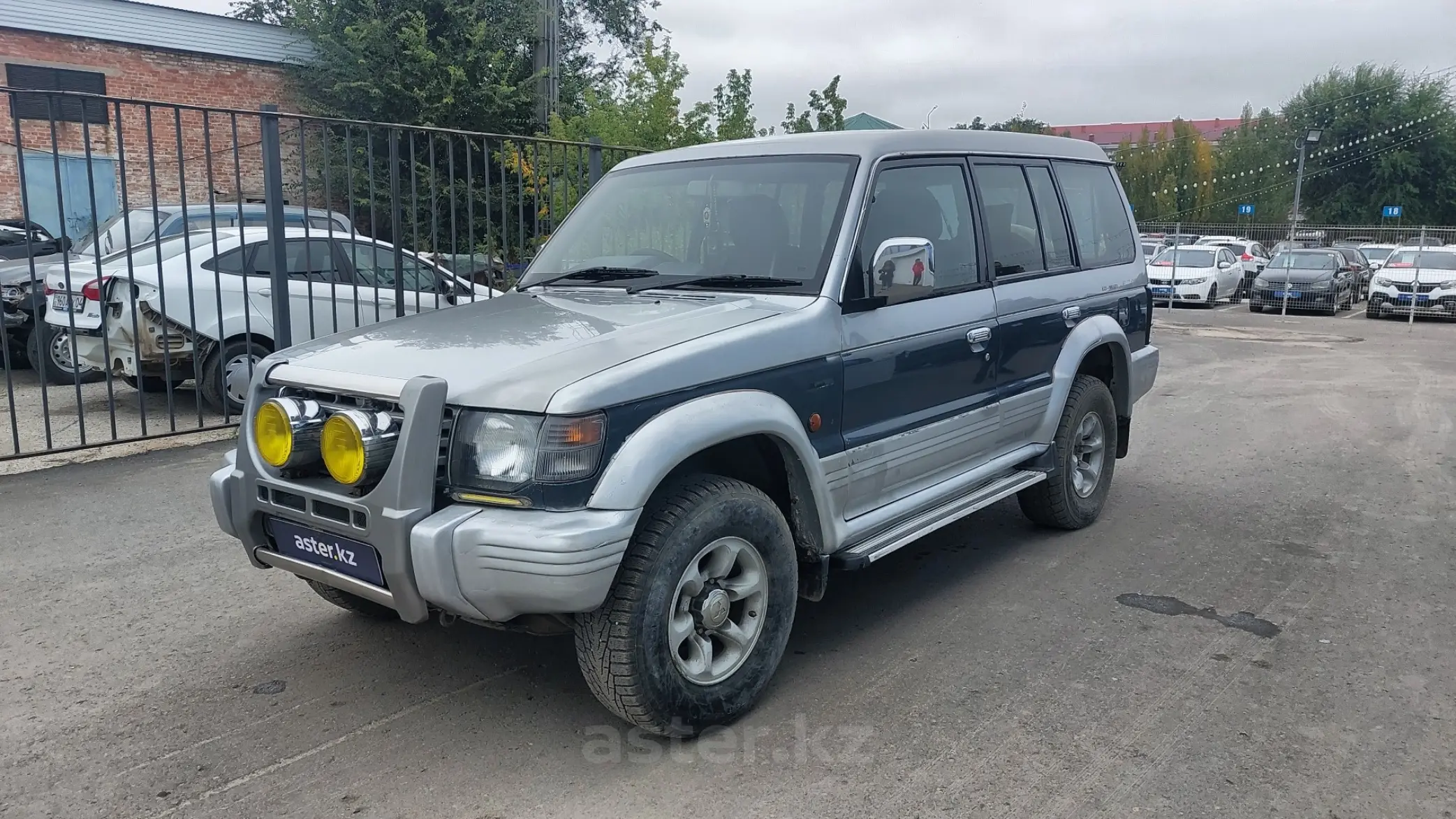 Mitsubishi Pajero 1993