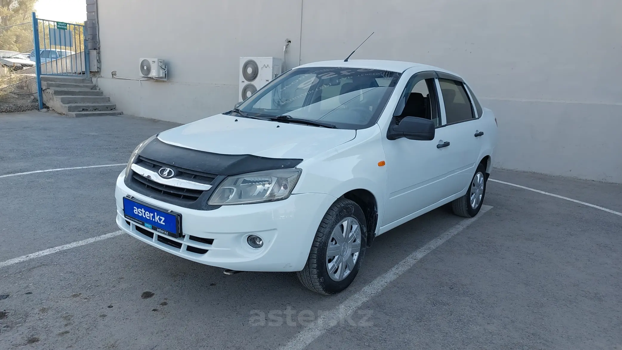 LADA (ВАЗ) Granta 2013